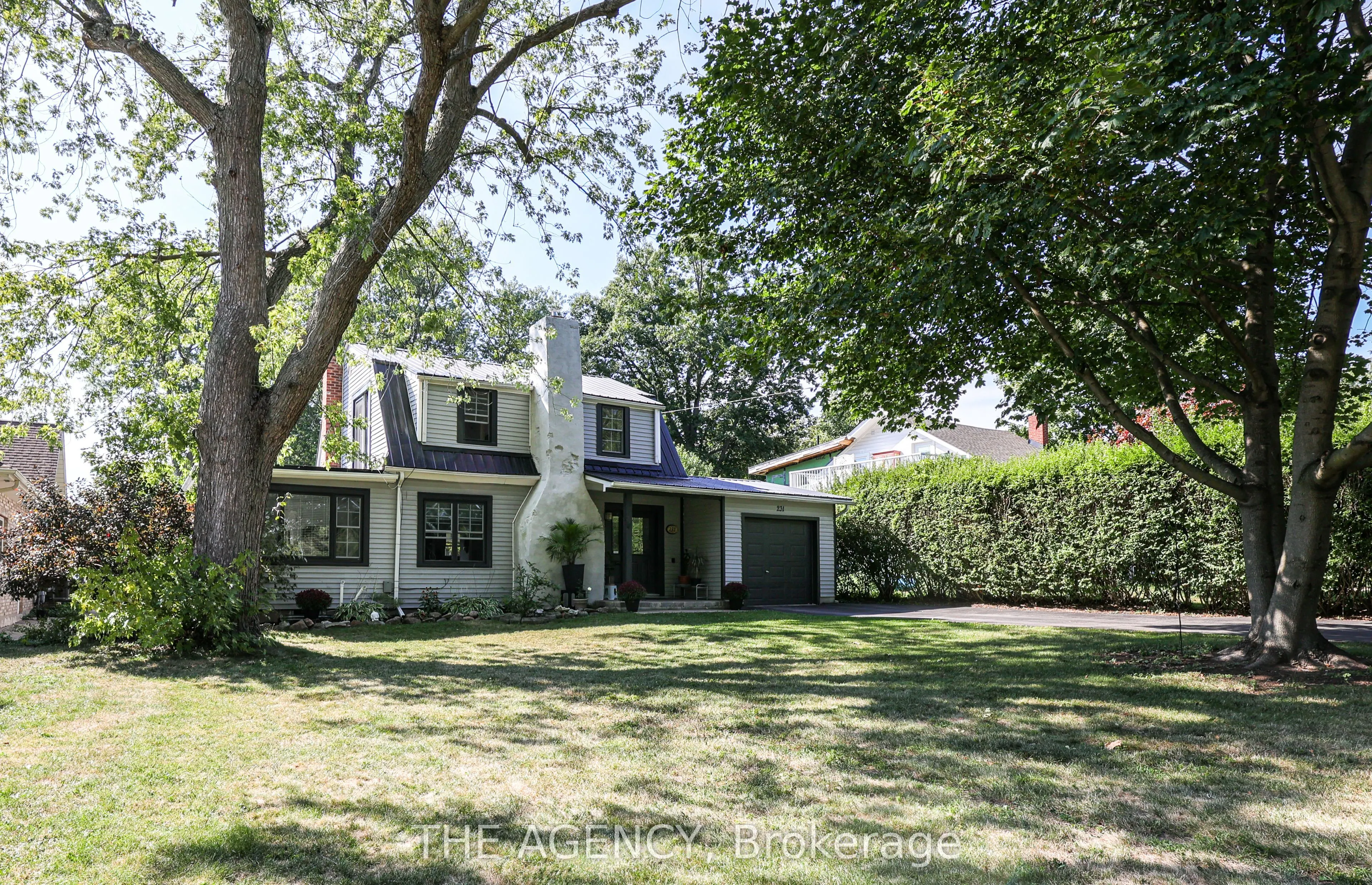231 Prospect Point Road South Road S