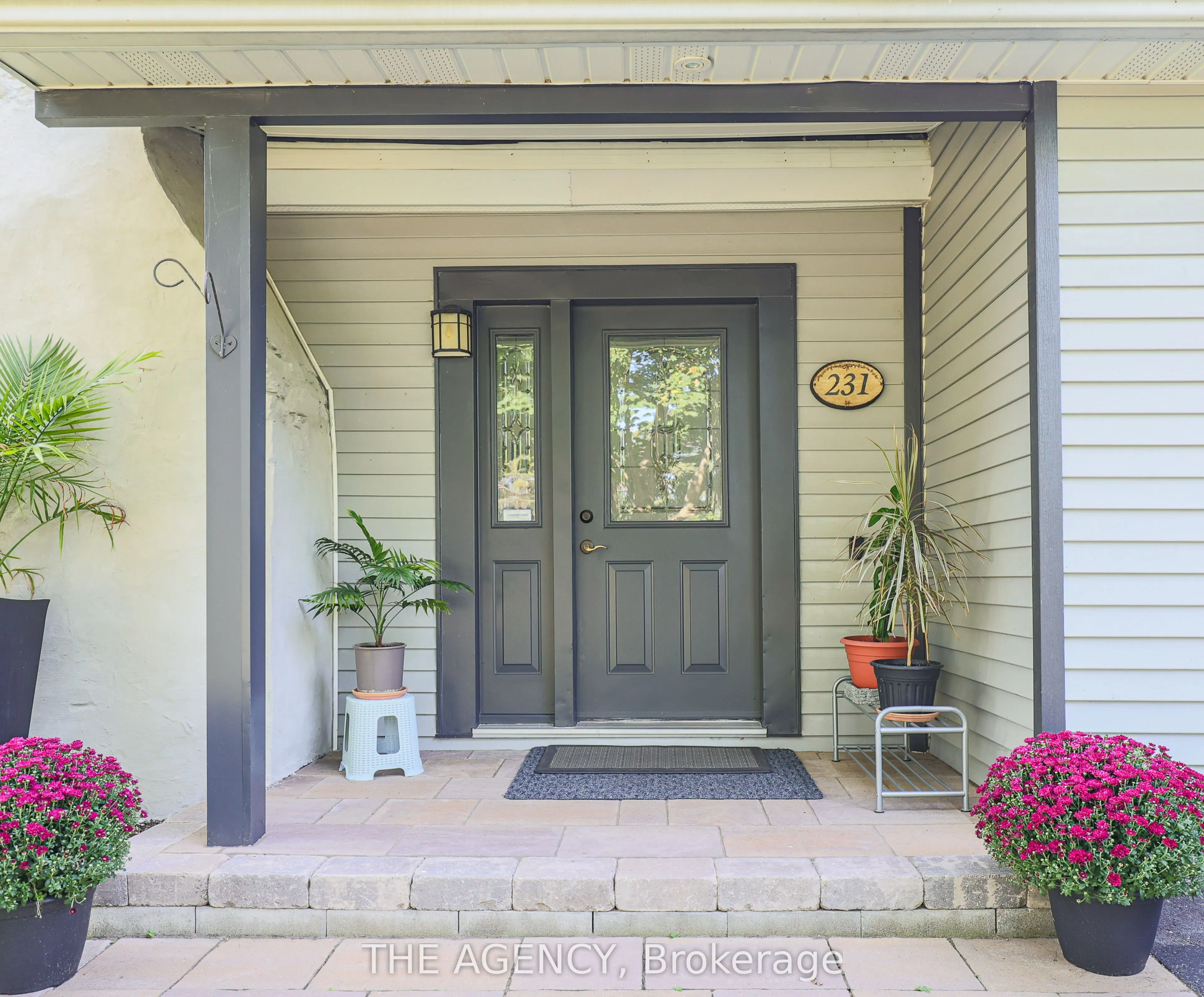 231 Prospect Point Road South Road S