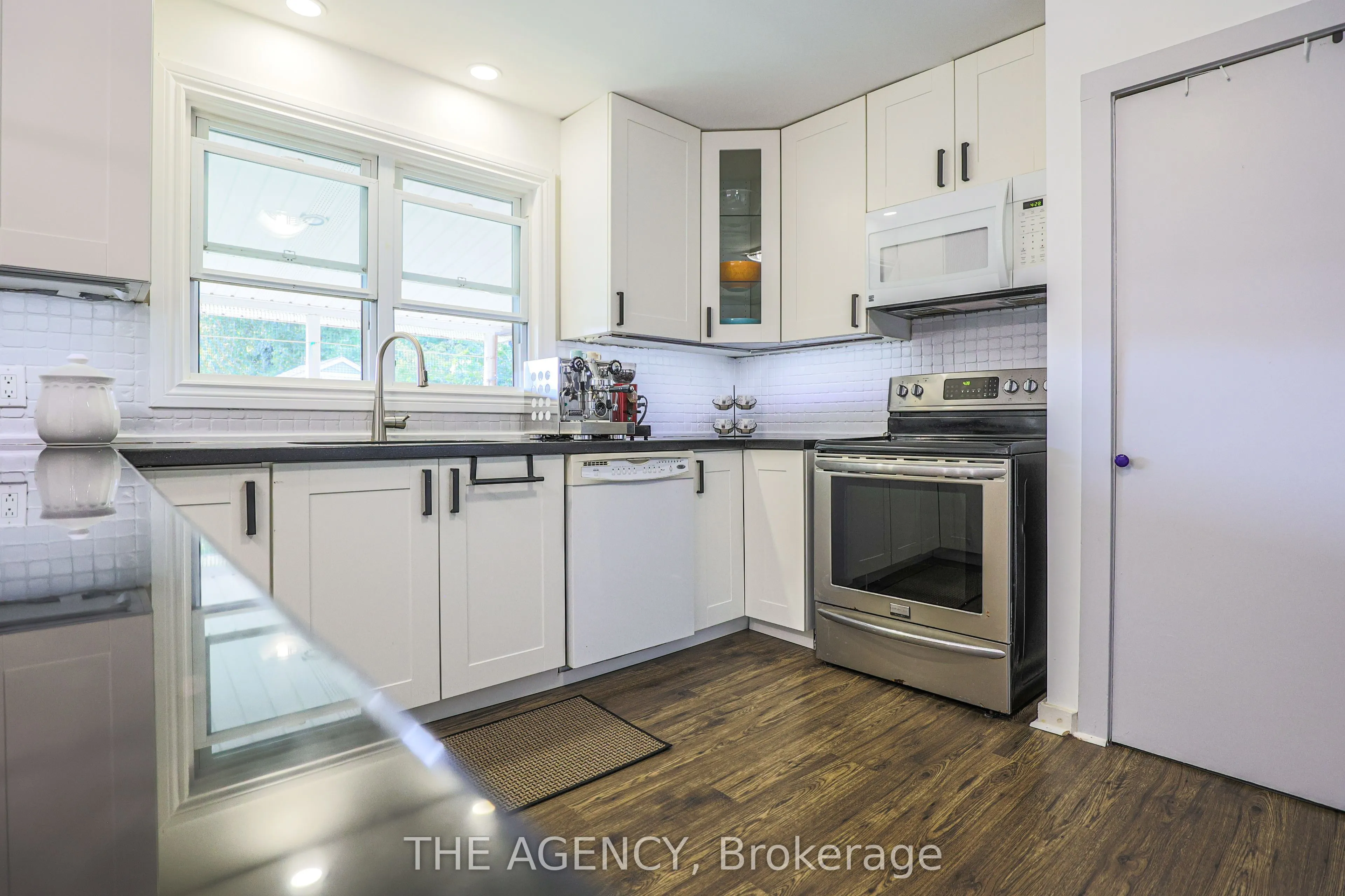 231 Prospect Point Road South Road S