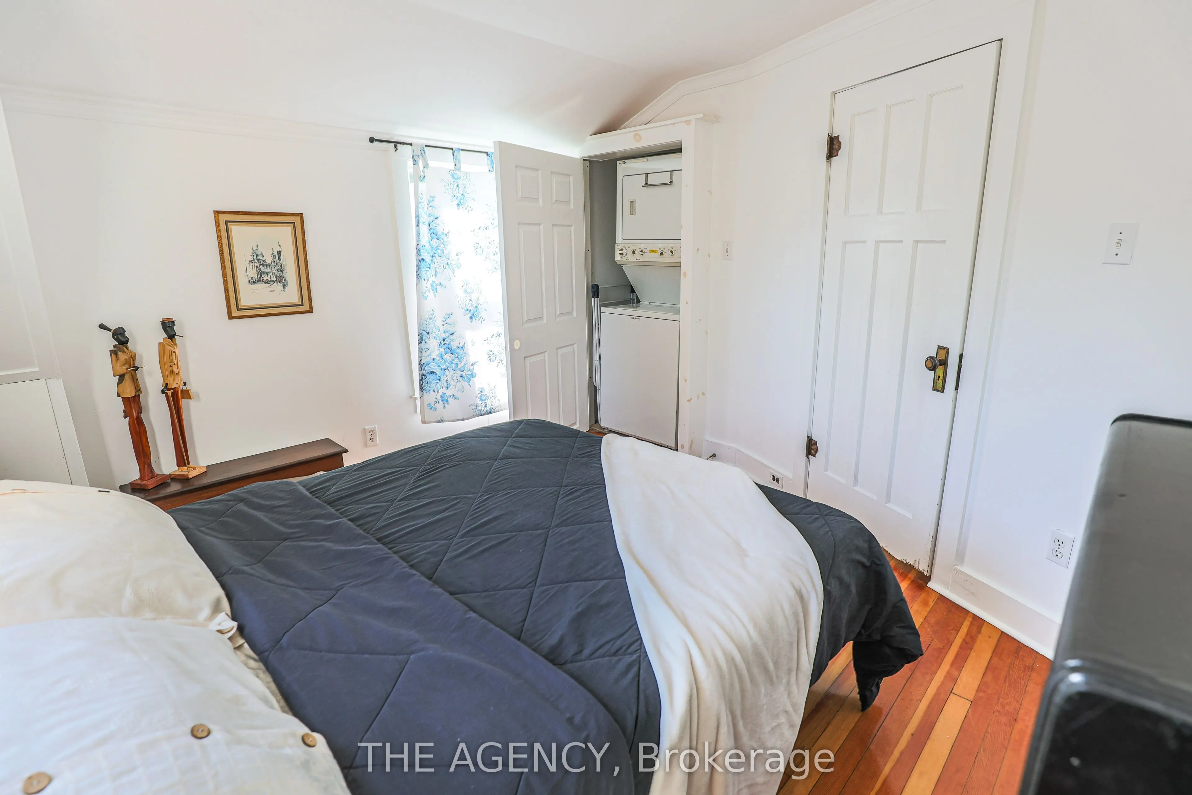 231 Prospect Point Road South Road S