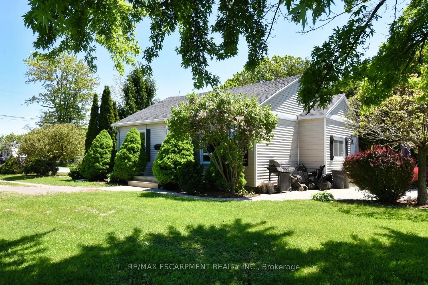 3674 Campden Road
