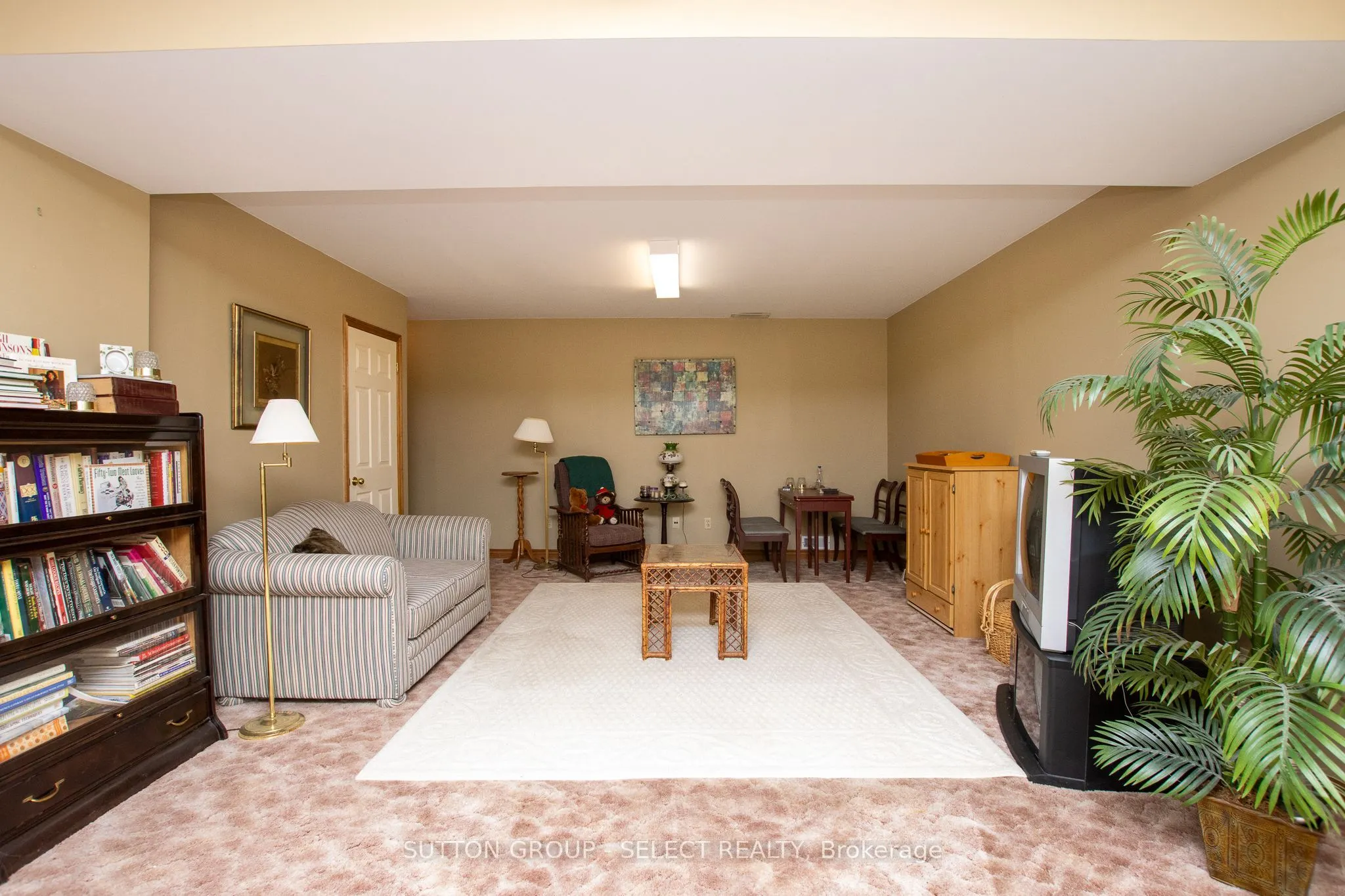 445 Riverside Drive, #4