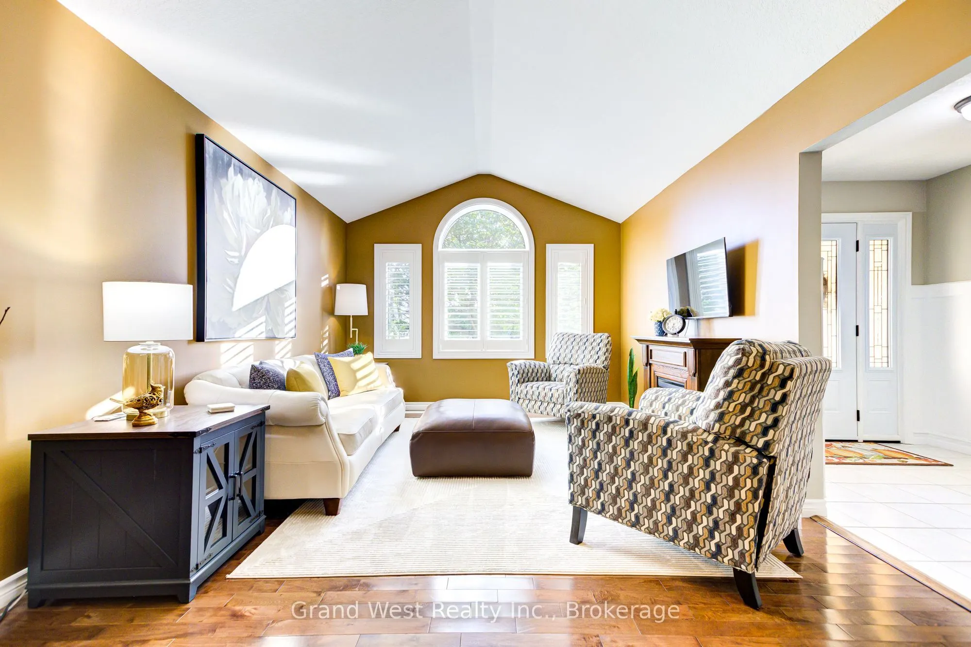 122 Westcliff Way