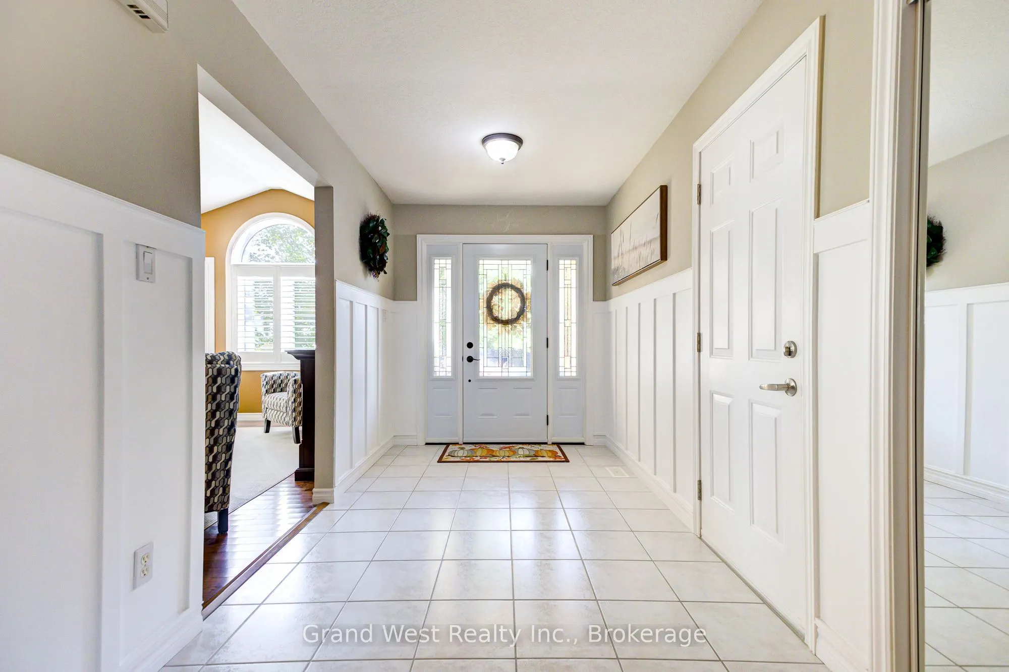122 Westcliff Way