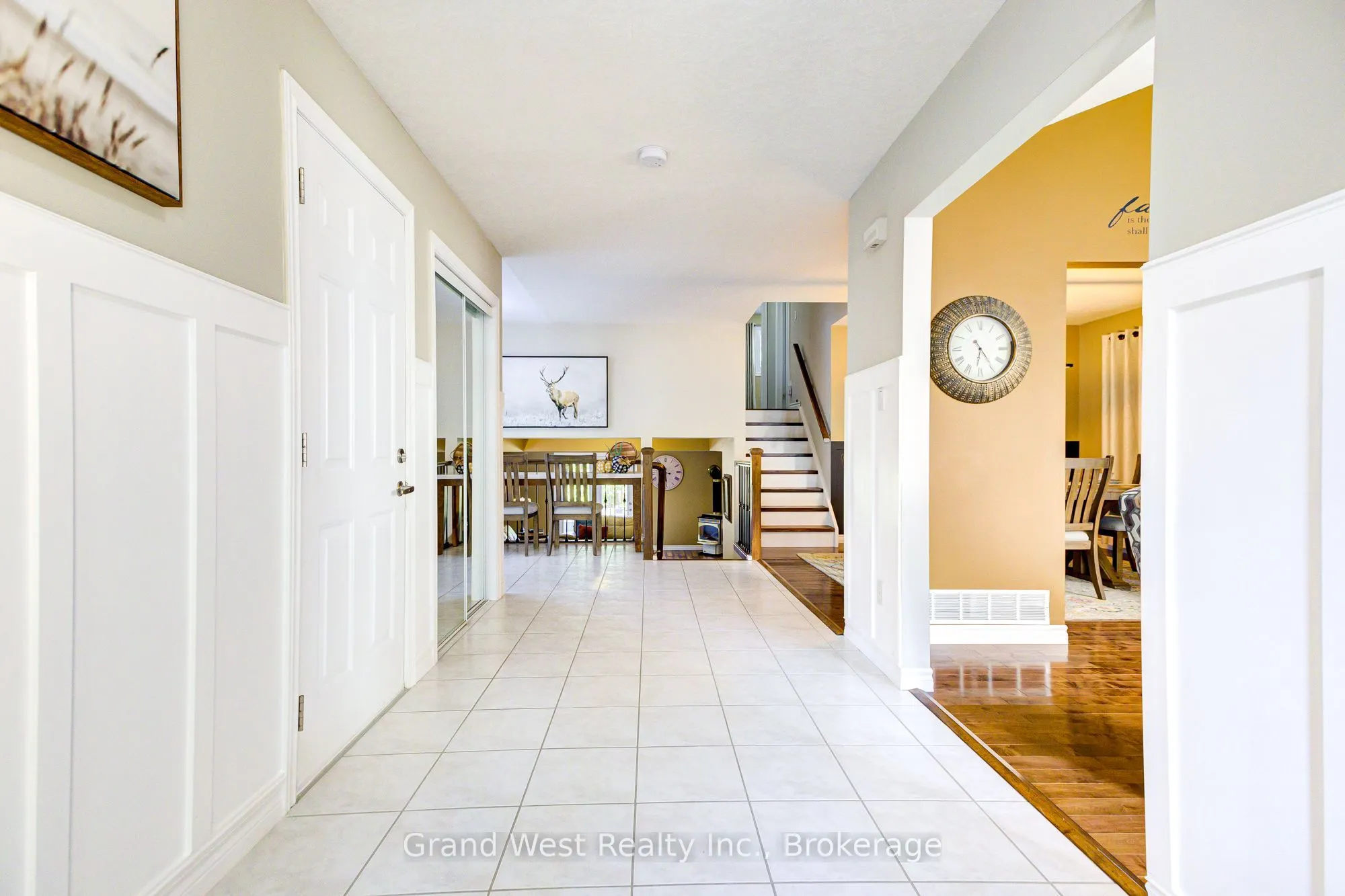 122 Westcliff Way