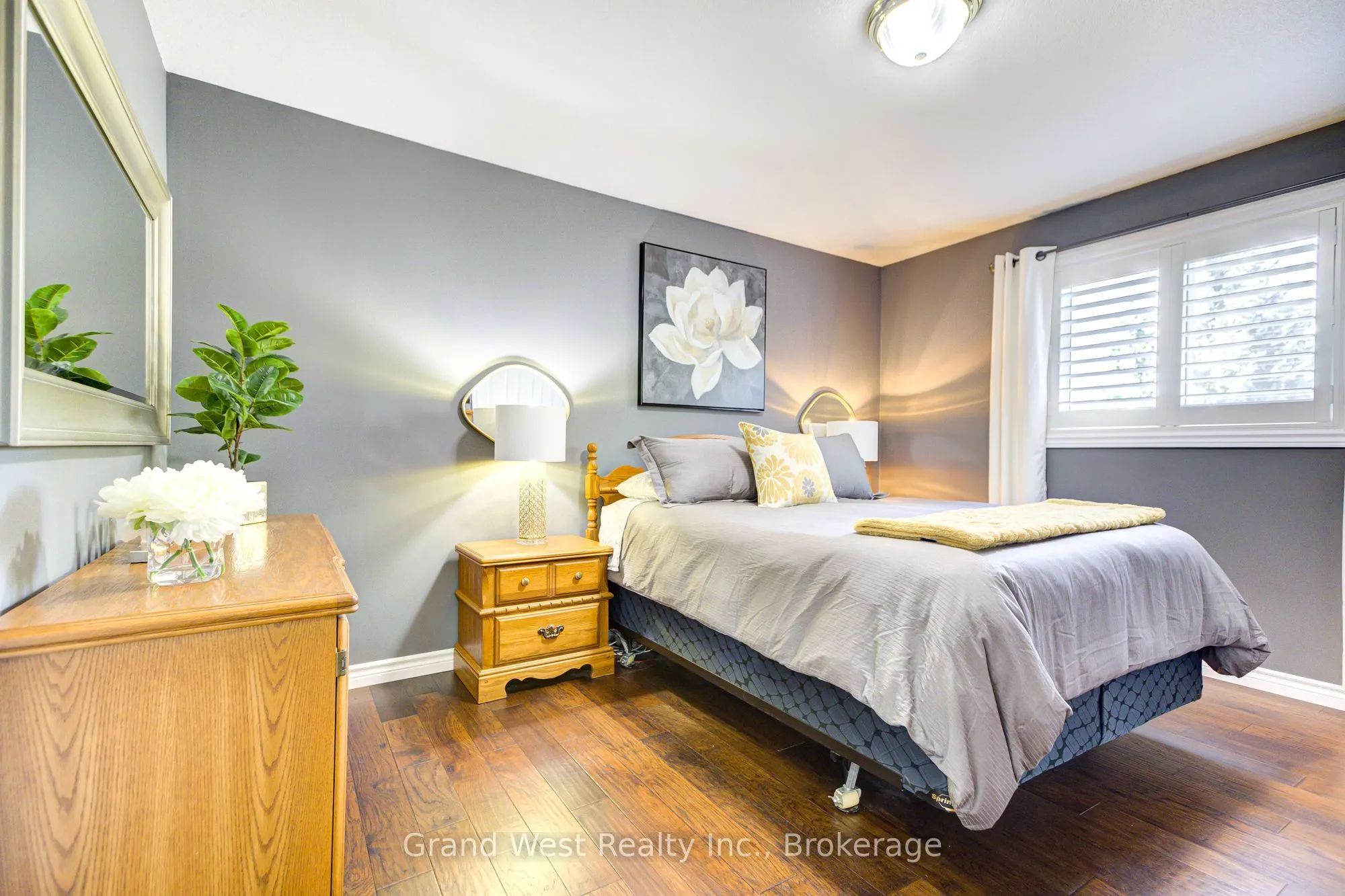 122 Westcliff Way