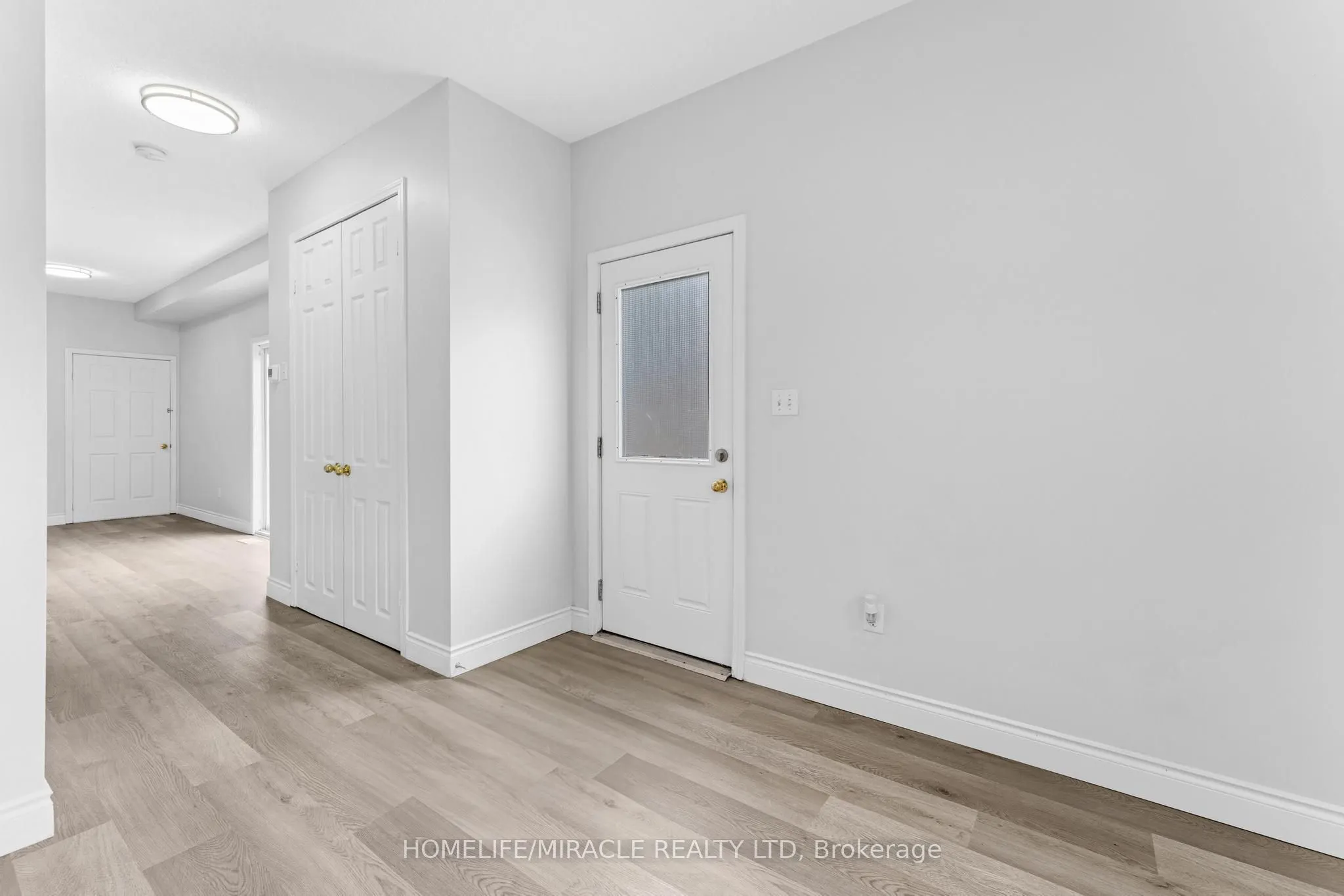 120 Jansen Avenue