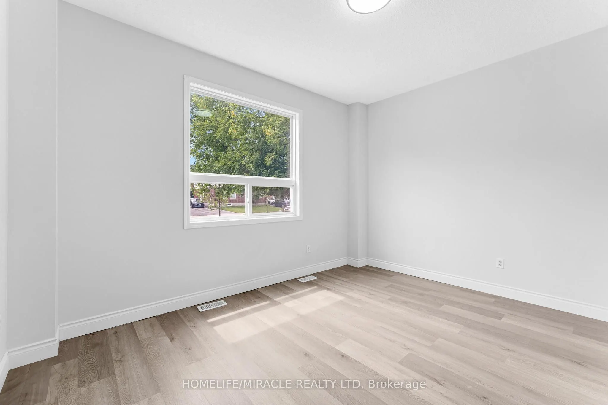 120 Jansen Avenue