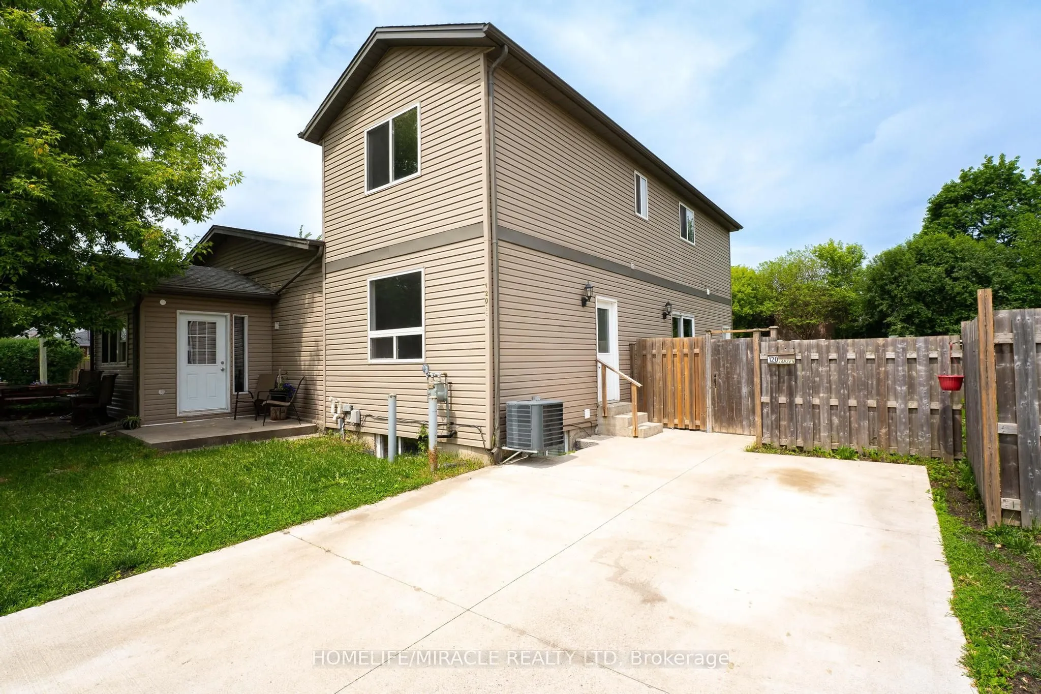 120 Jansen Avenue