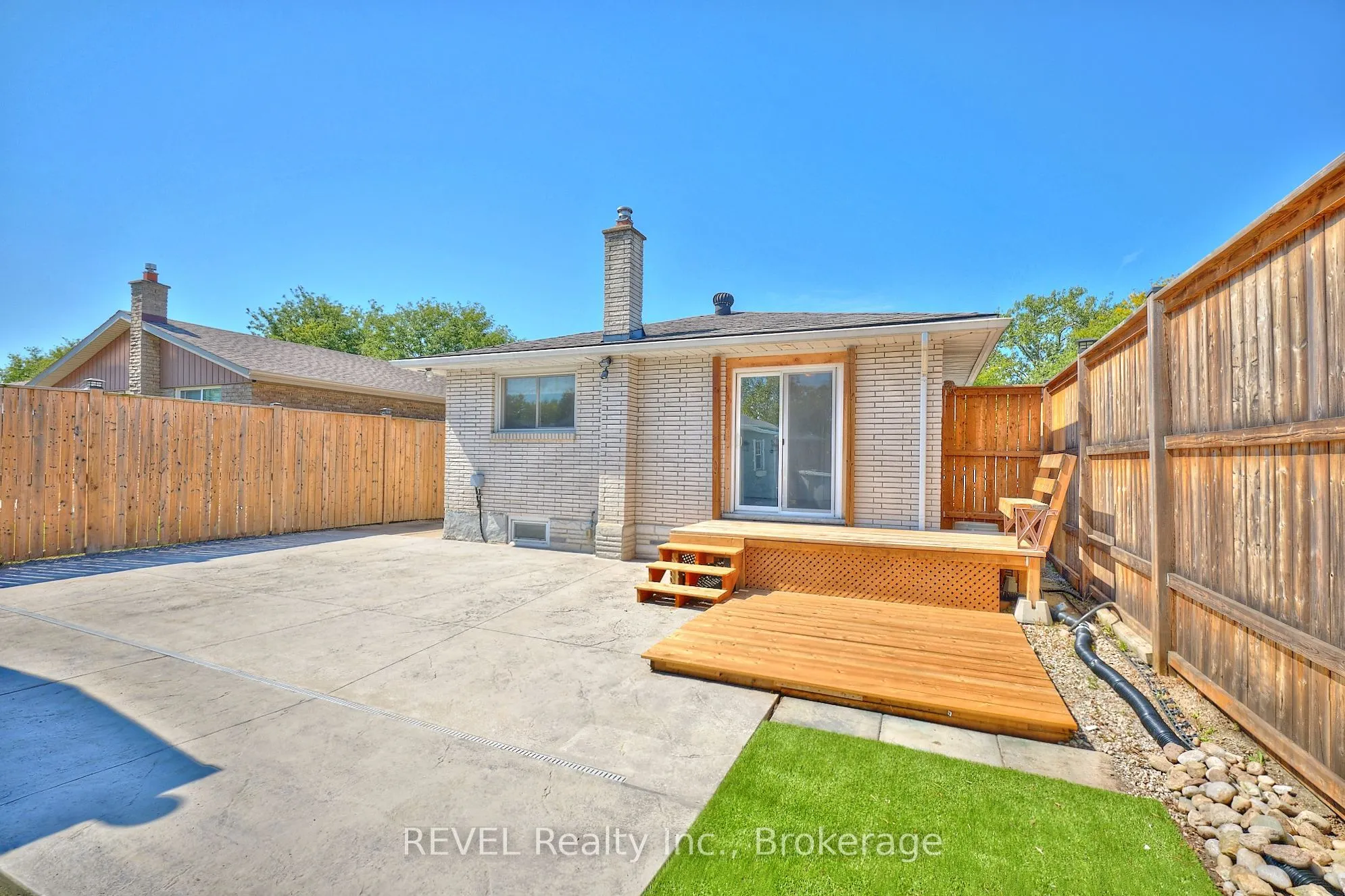 7386 Sunhaven Drive