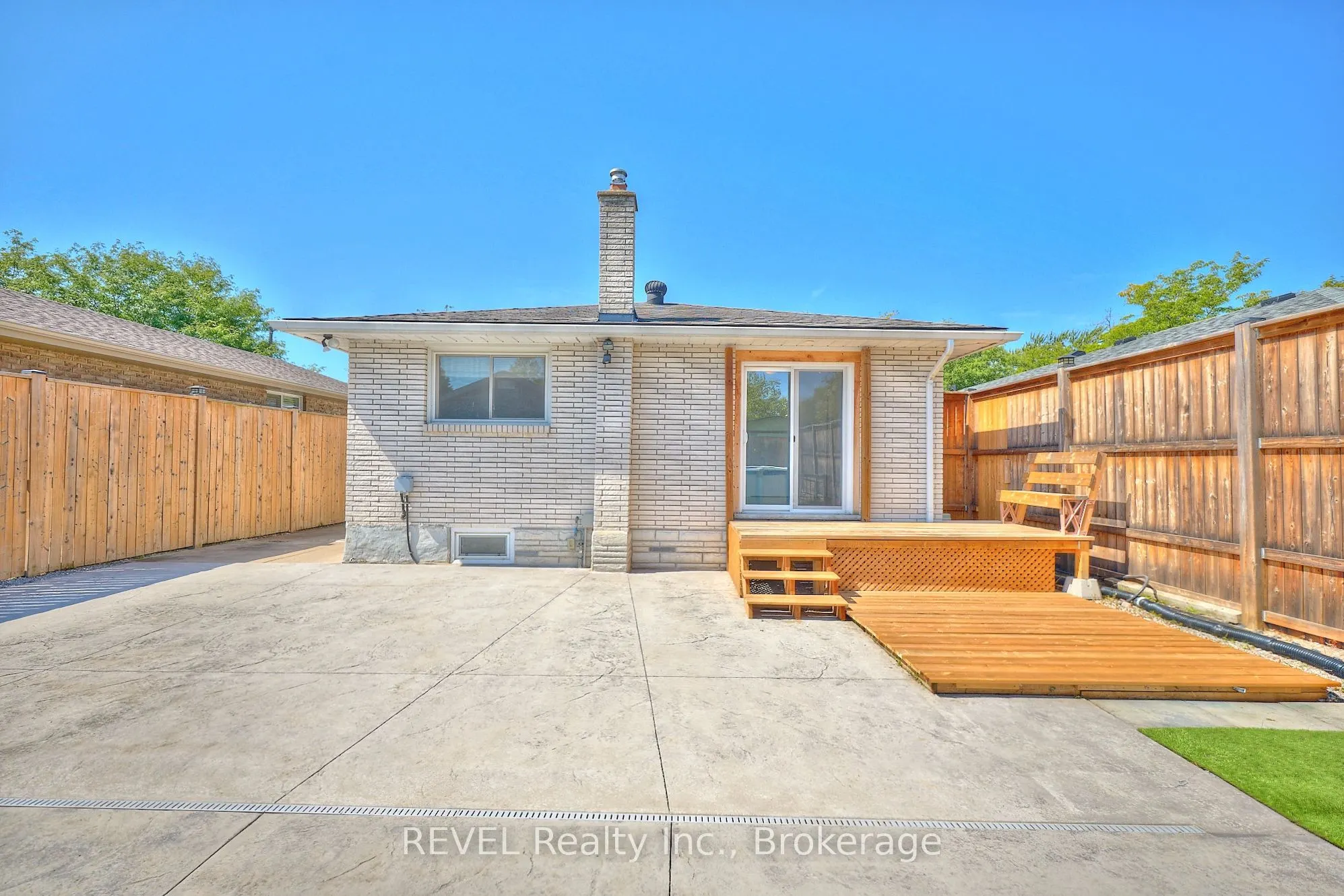 7386 Sunhaven Drive