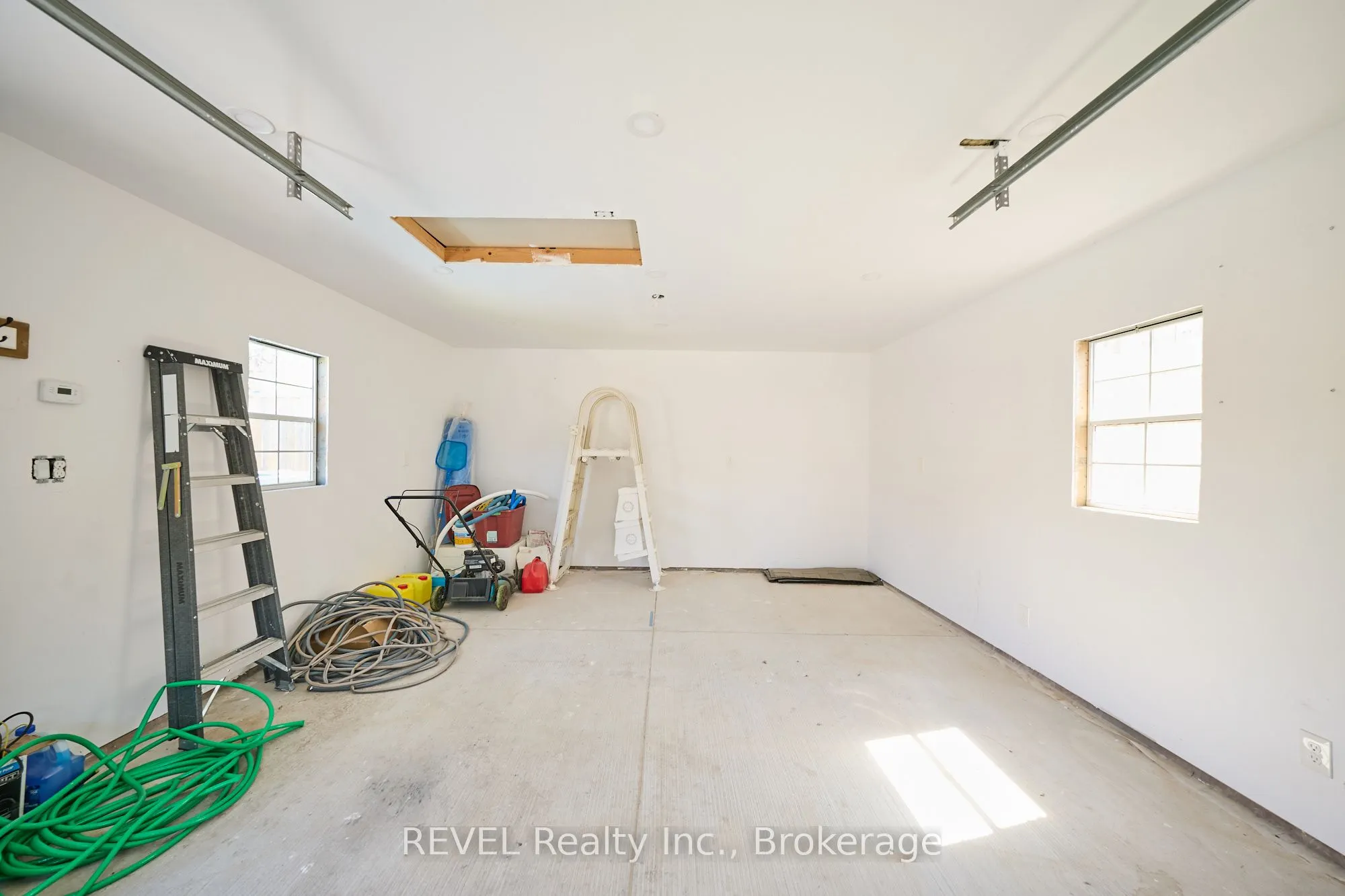 7386 Sunhaven Drive
