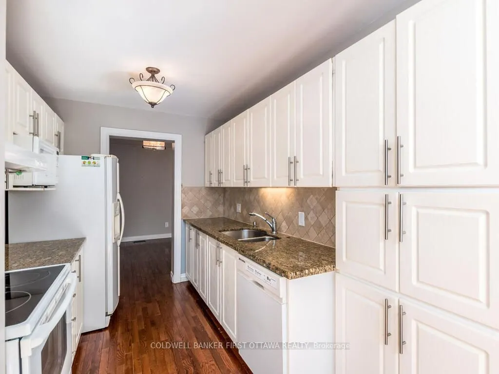 6101 Arbourwood Drive