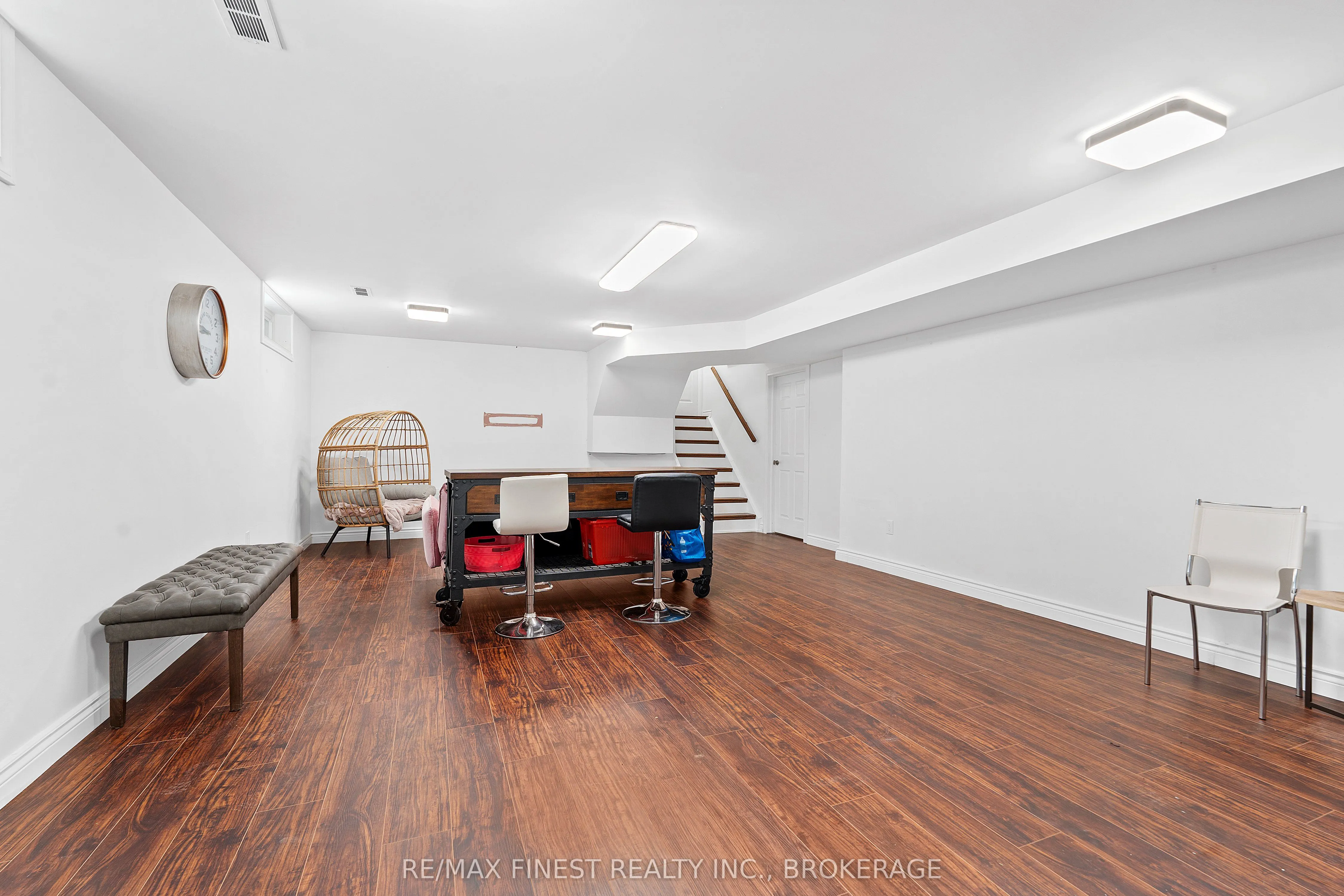 931 Safari Drive