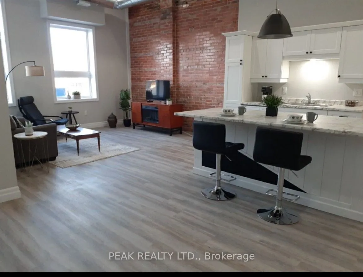 116 King Street, #202