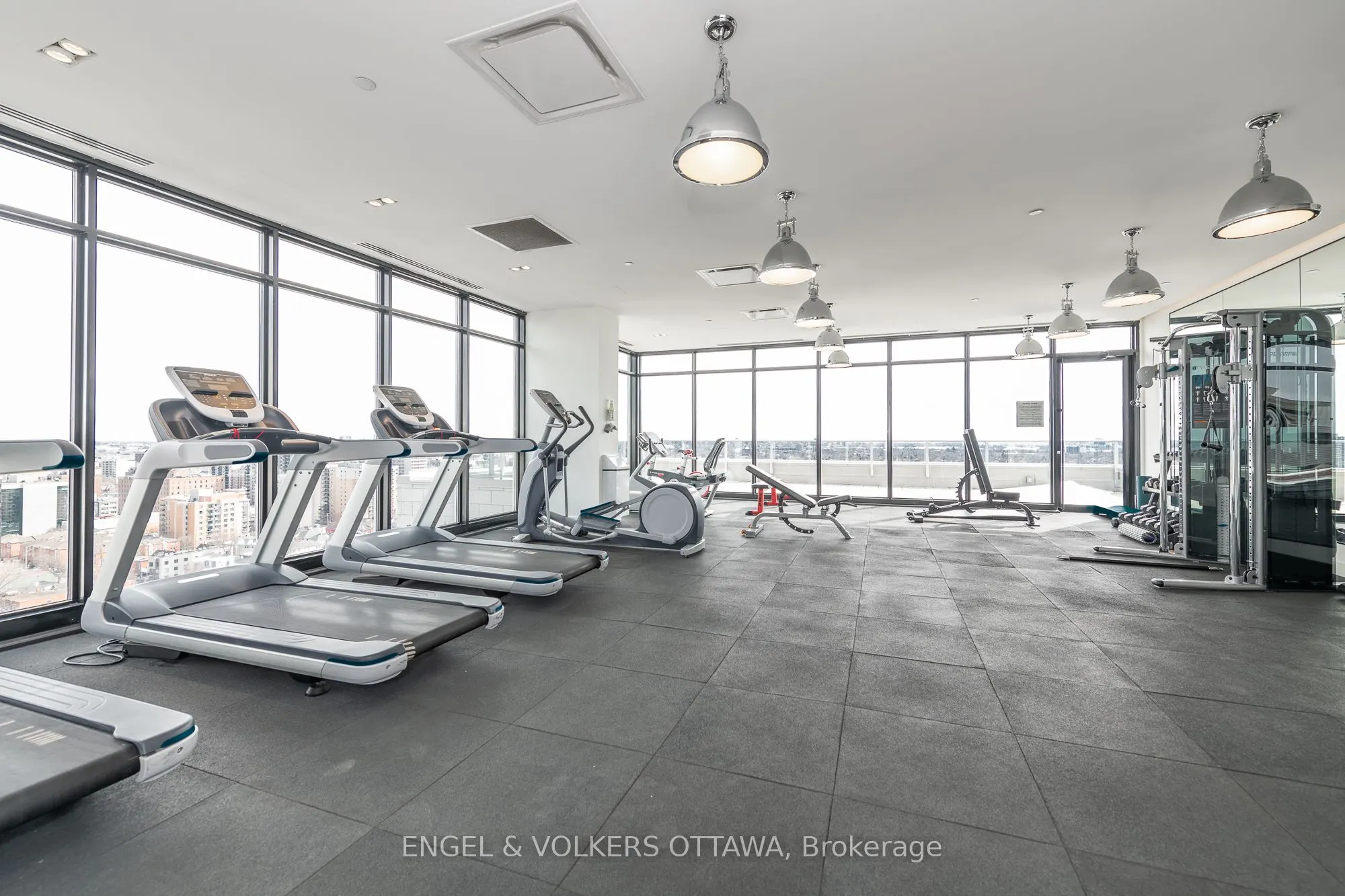255 BAY Street W, #1305