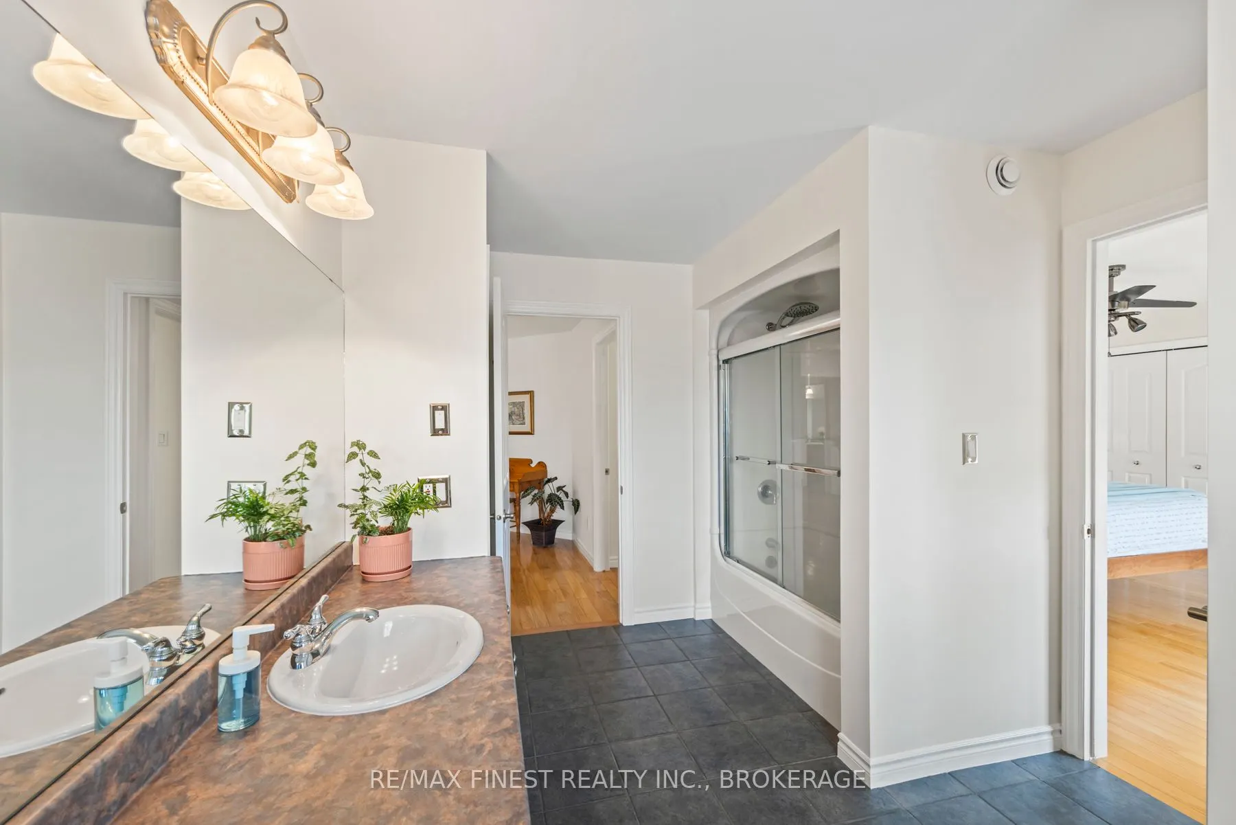 332 Honeywood Avenue