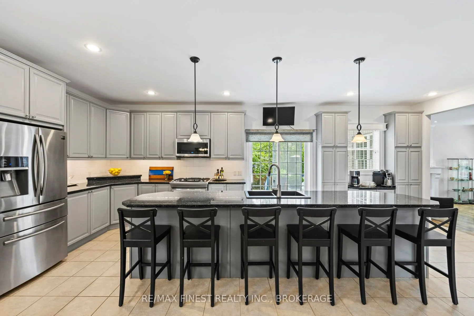 332 Honeywood Avenue