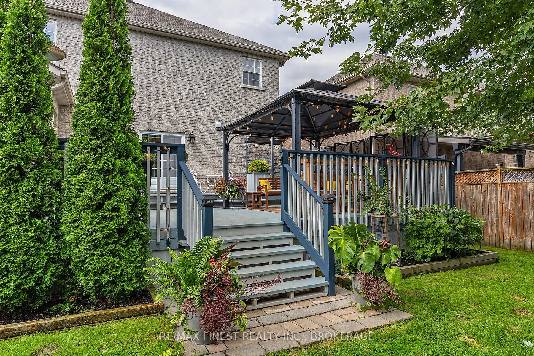 332 Honeywood Avenue
