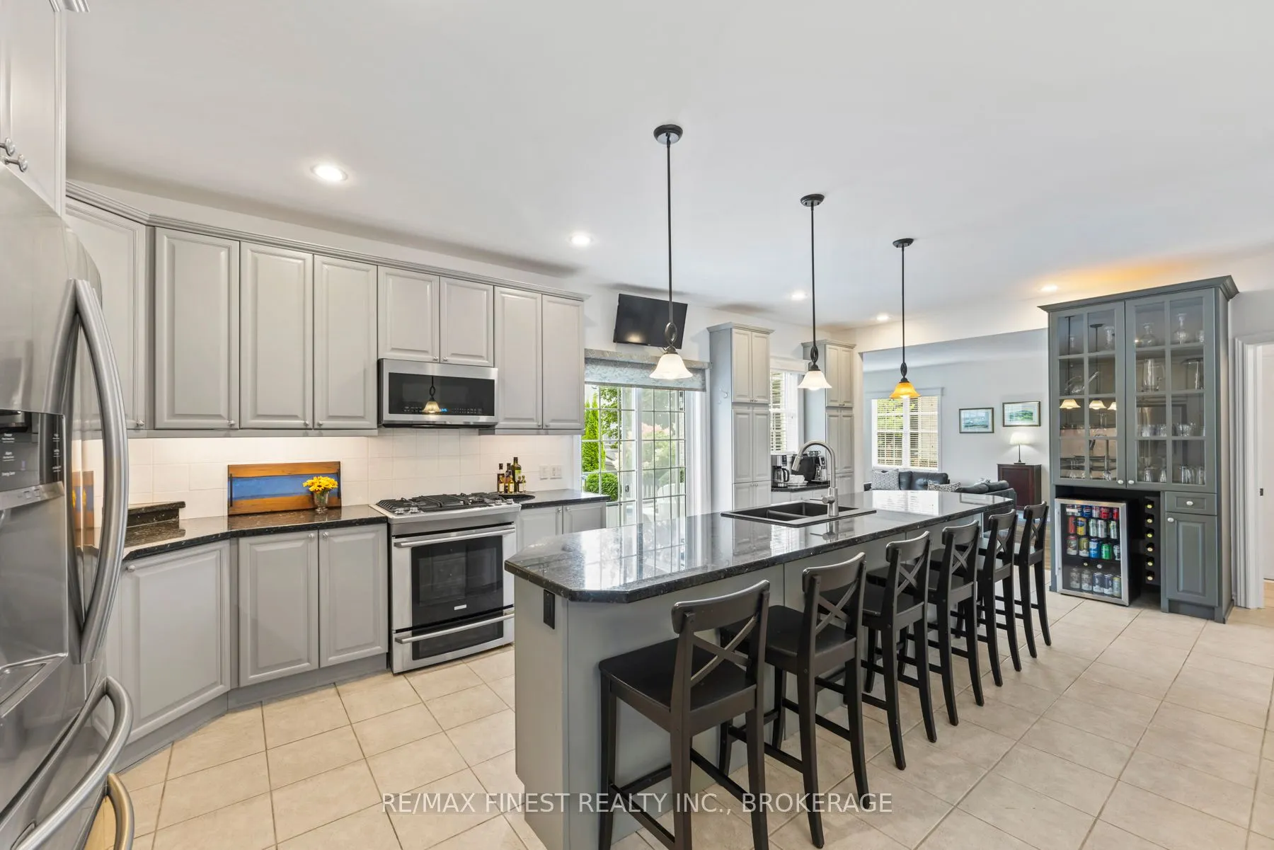 332 Honeywood Avenue