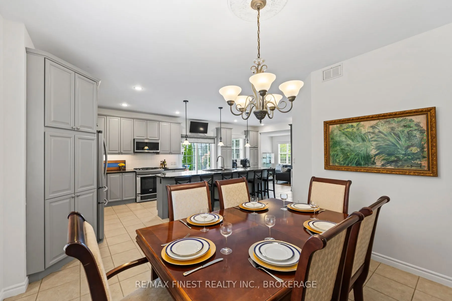 332 Honeywood Avenue