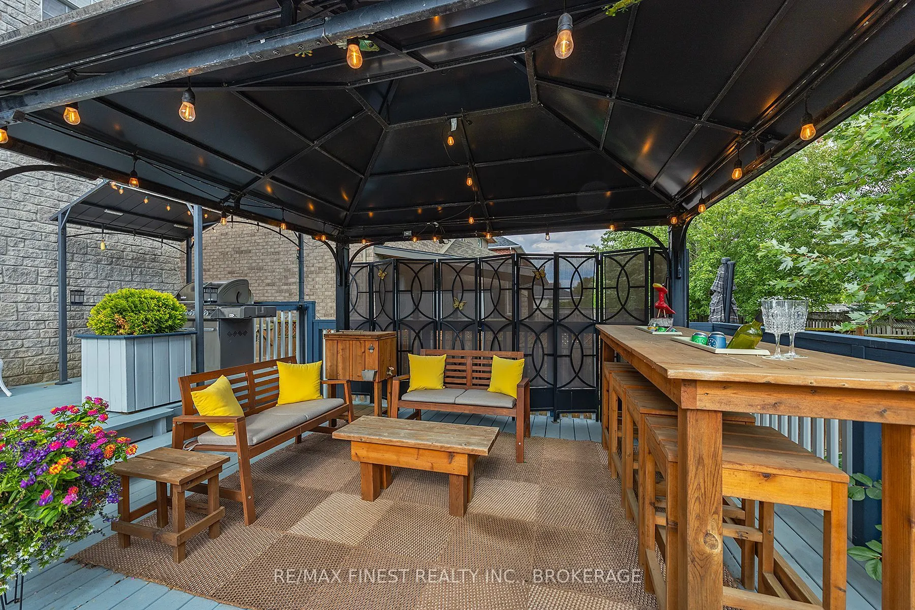 332 Honeywood Avenue