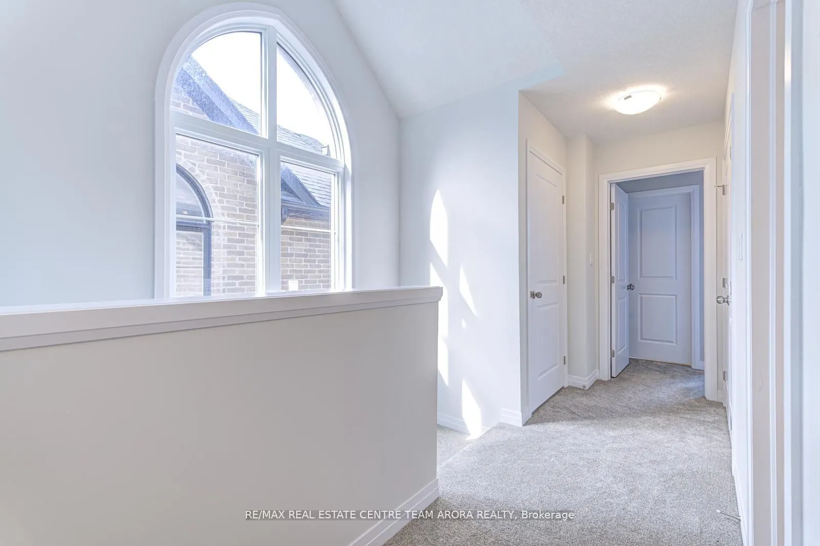 142 Queensbrook Crescent
