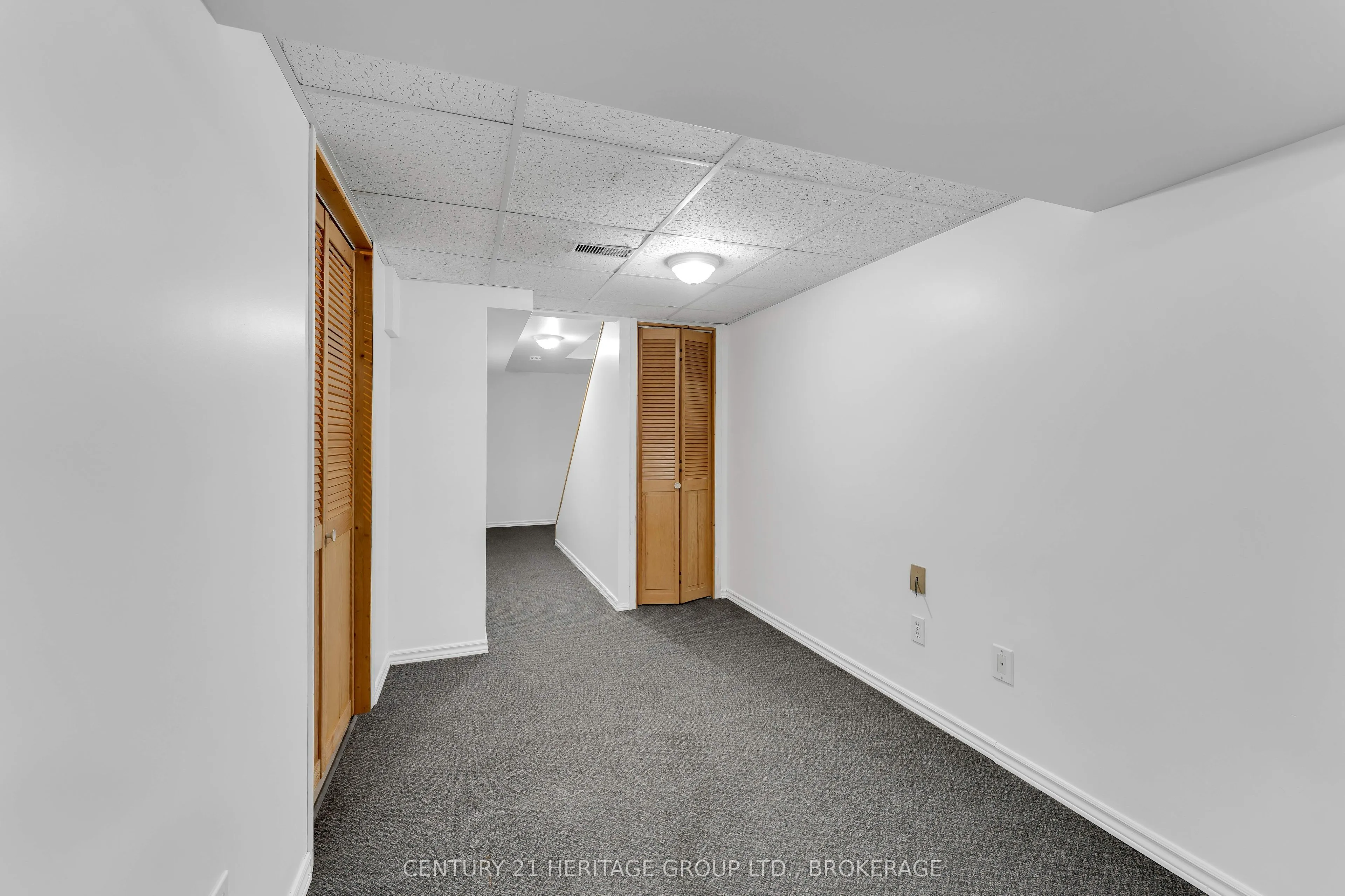 802 Datzell Lane W, #49