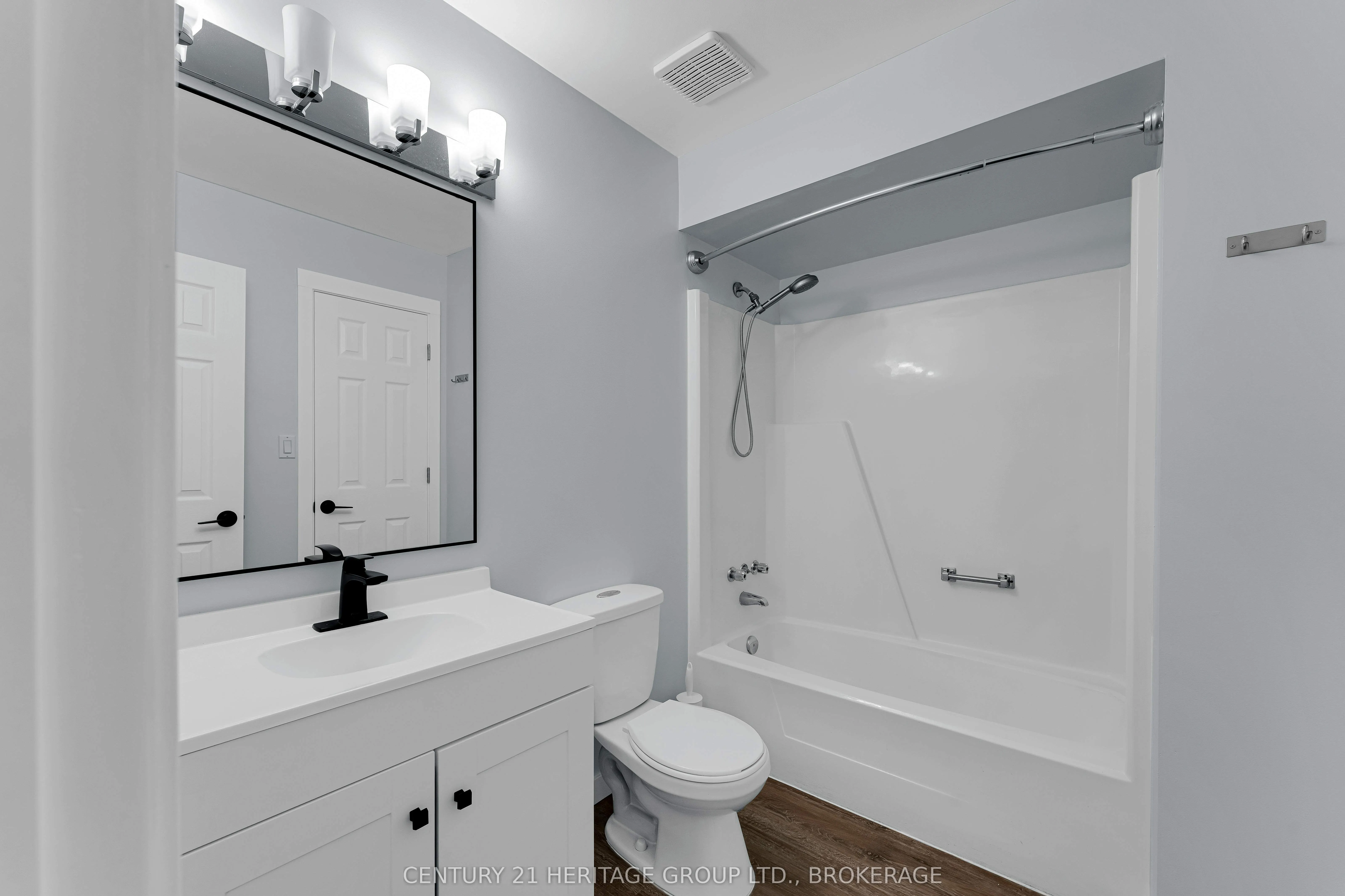 802 Datzell Lane W, #49