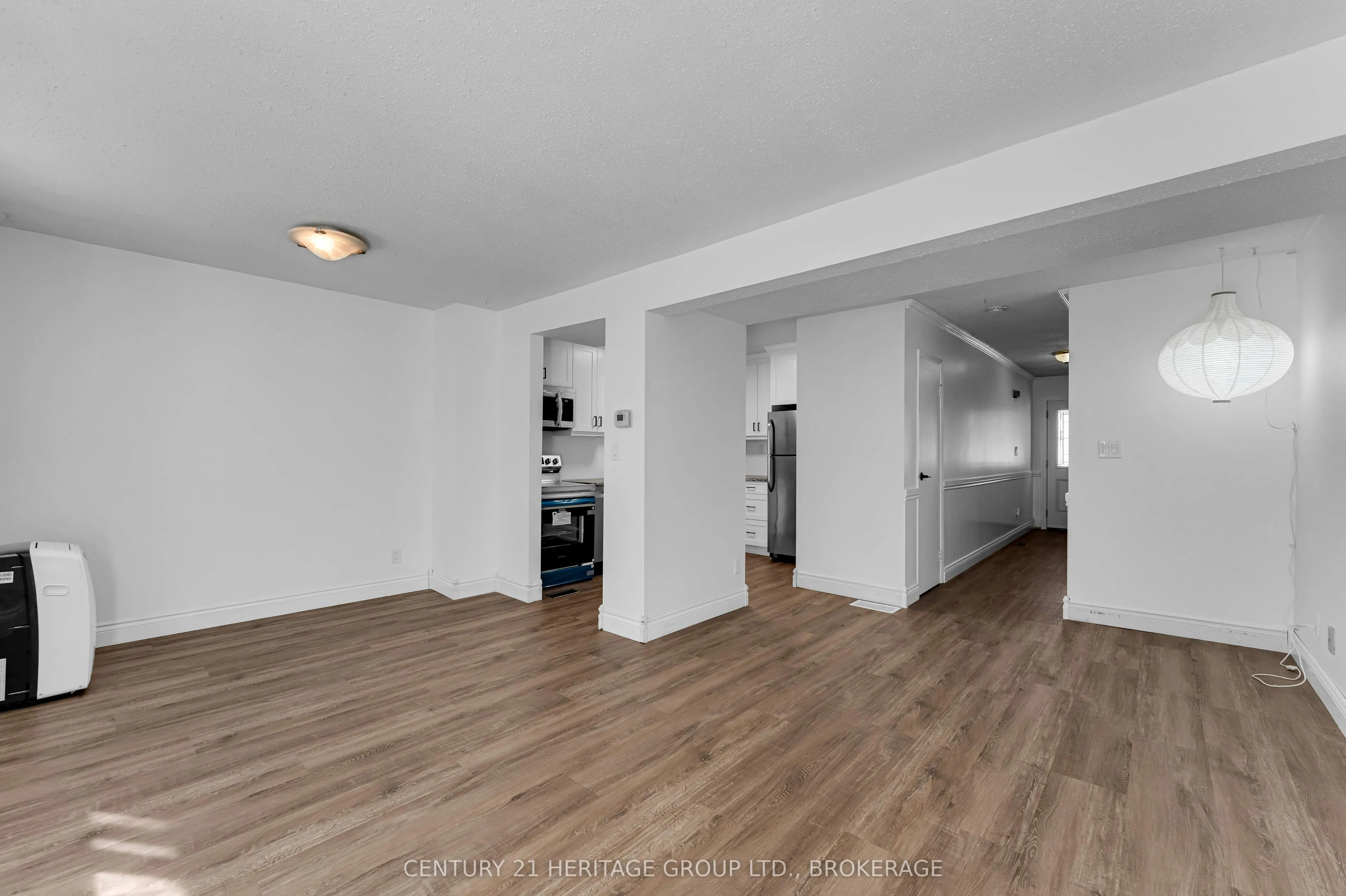 802 Datzell Lane W, #49
