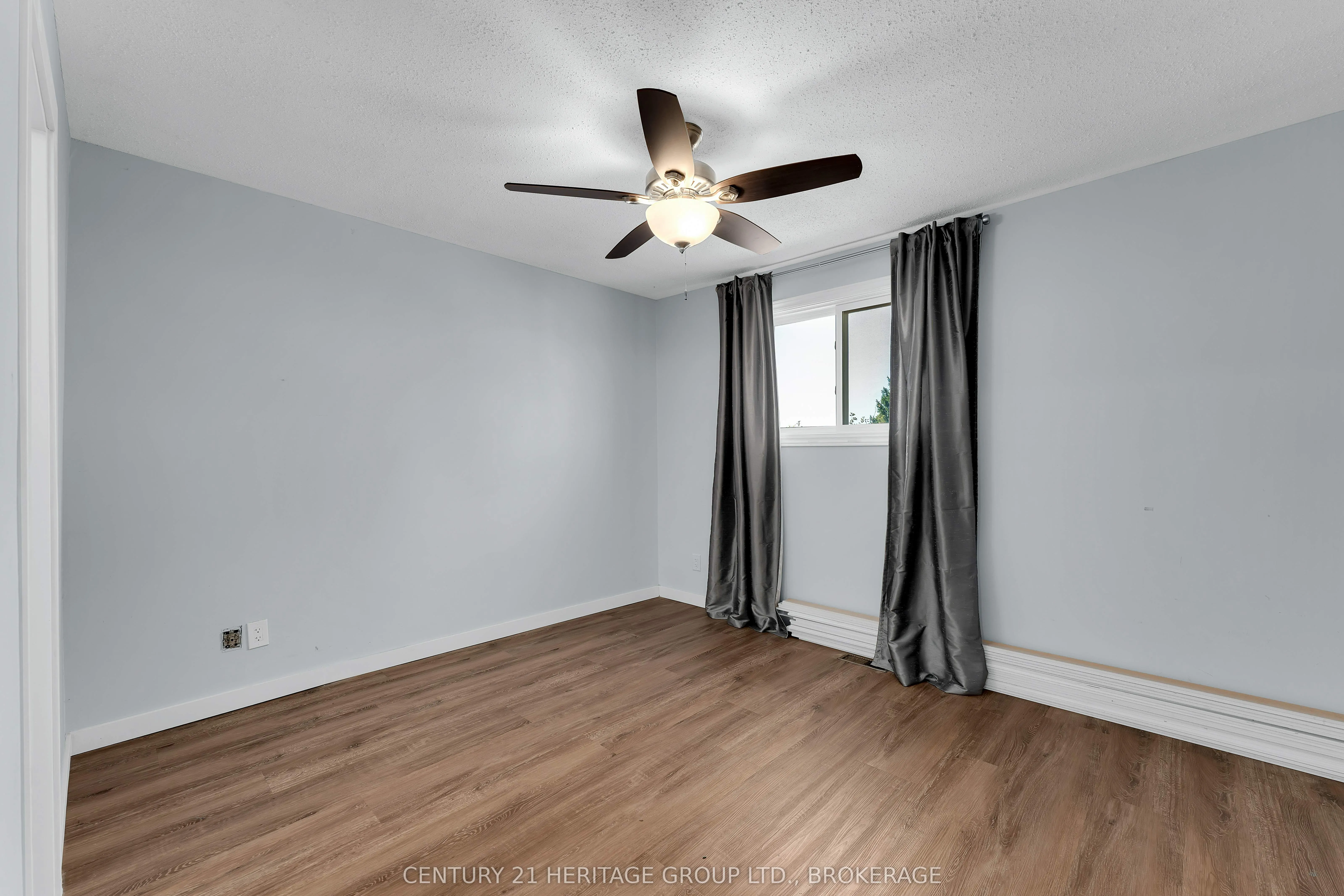802 Datzell Lane W, #49