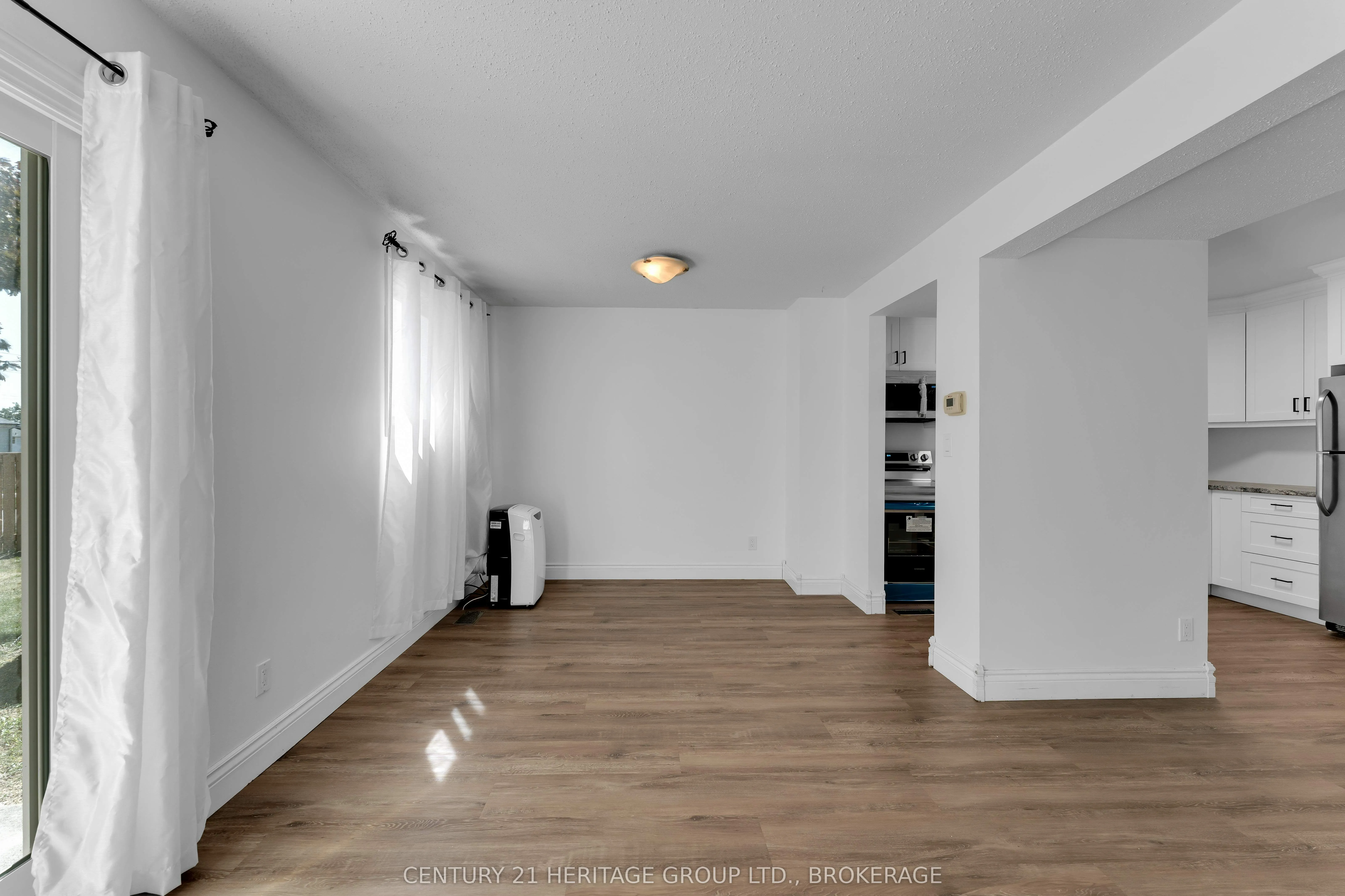 802 Datzell Lane W, #49