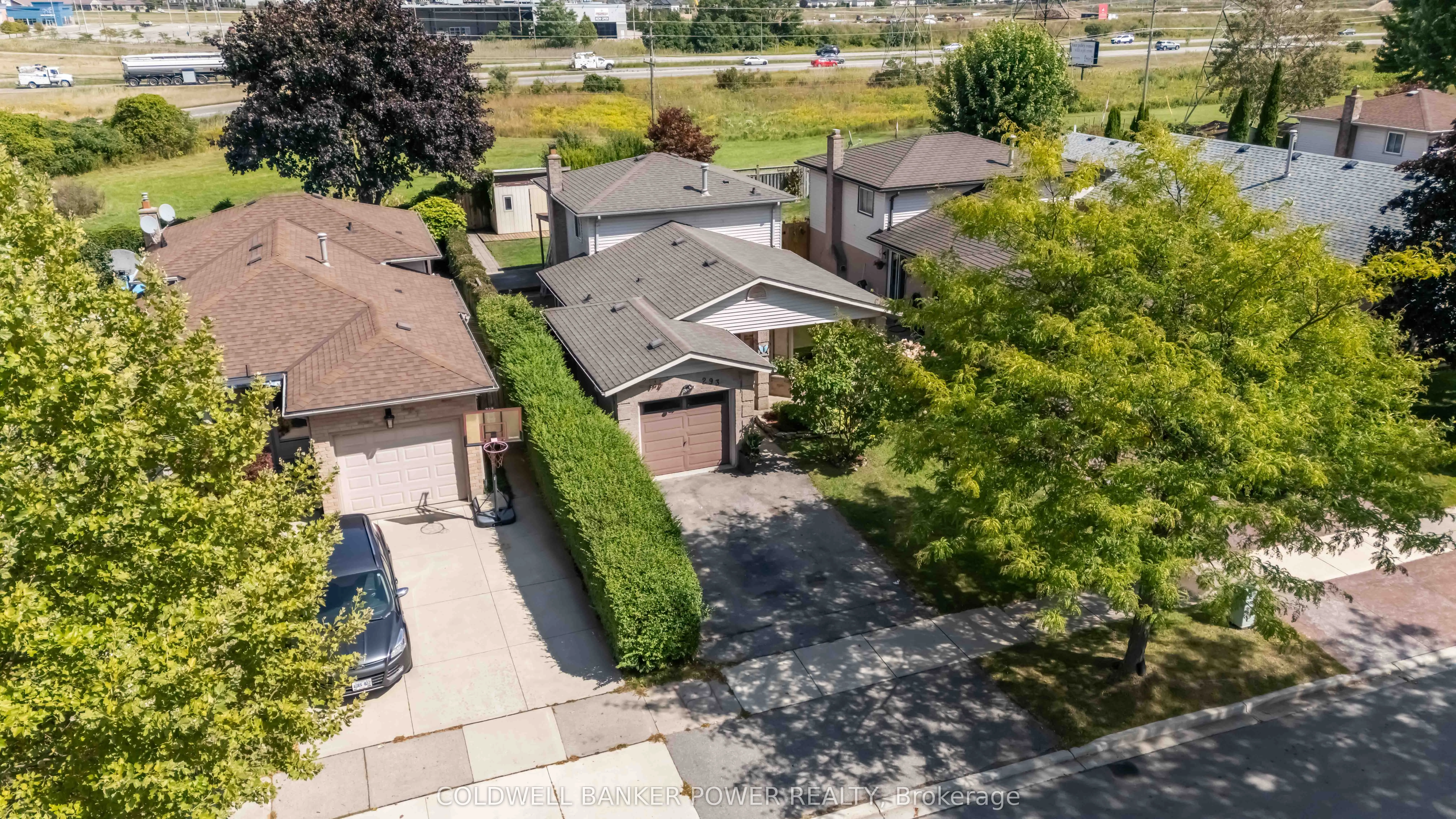 293 Banbury Crescent