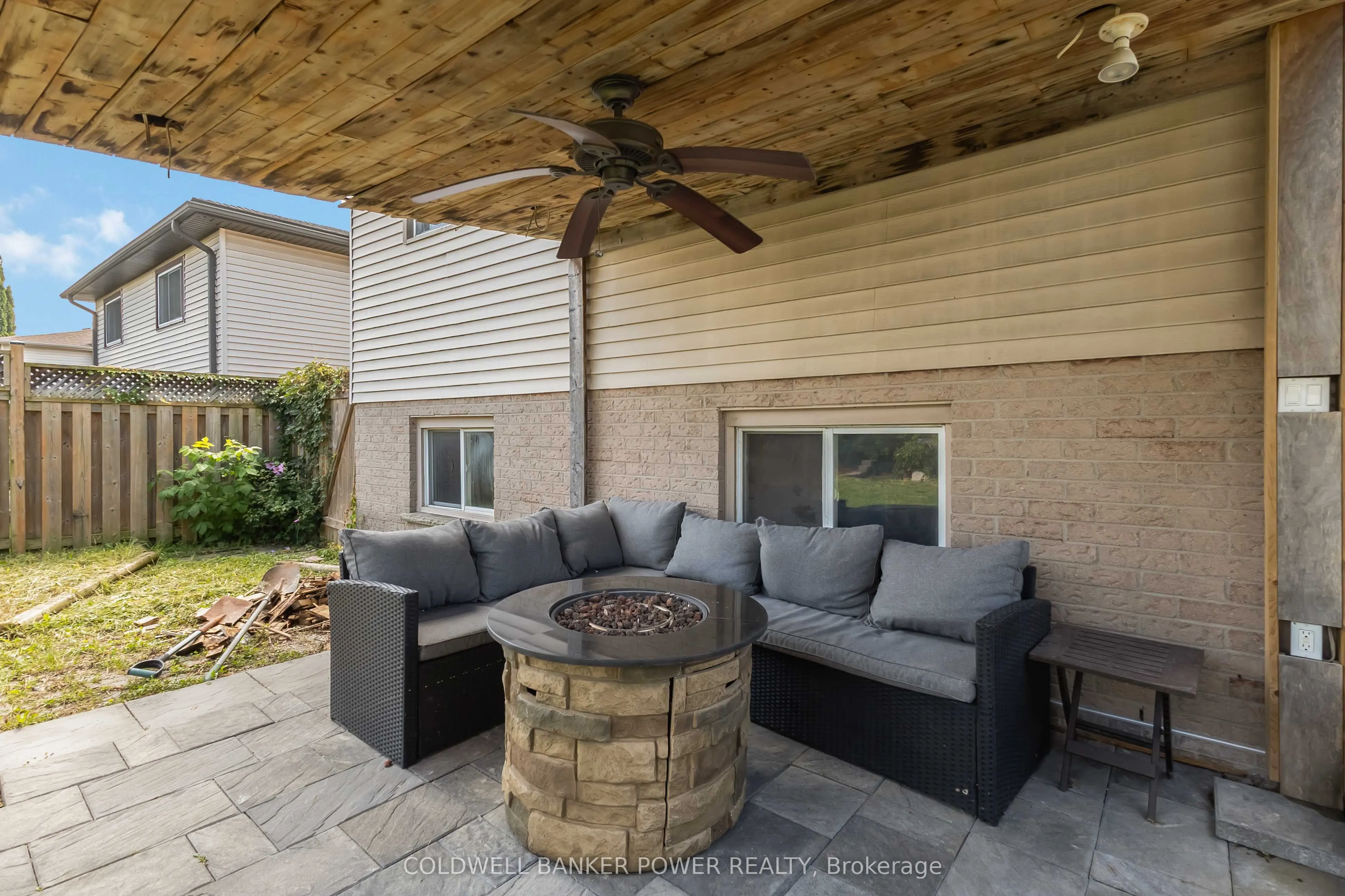 293 Banbury Crescent