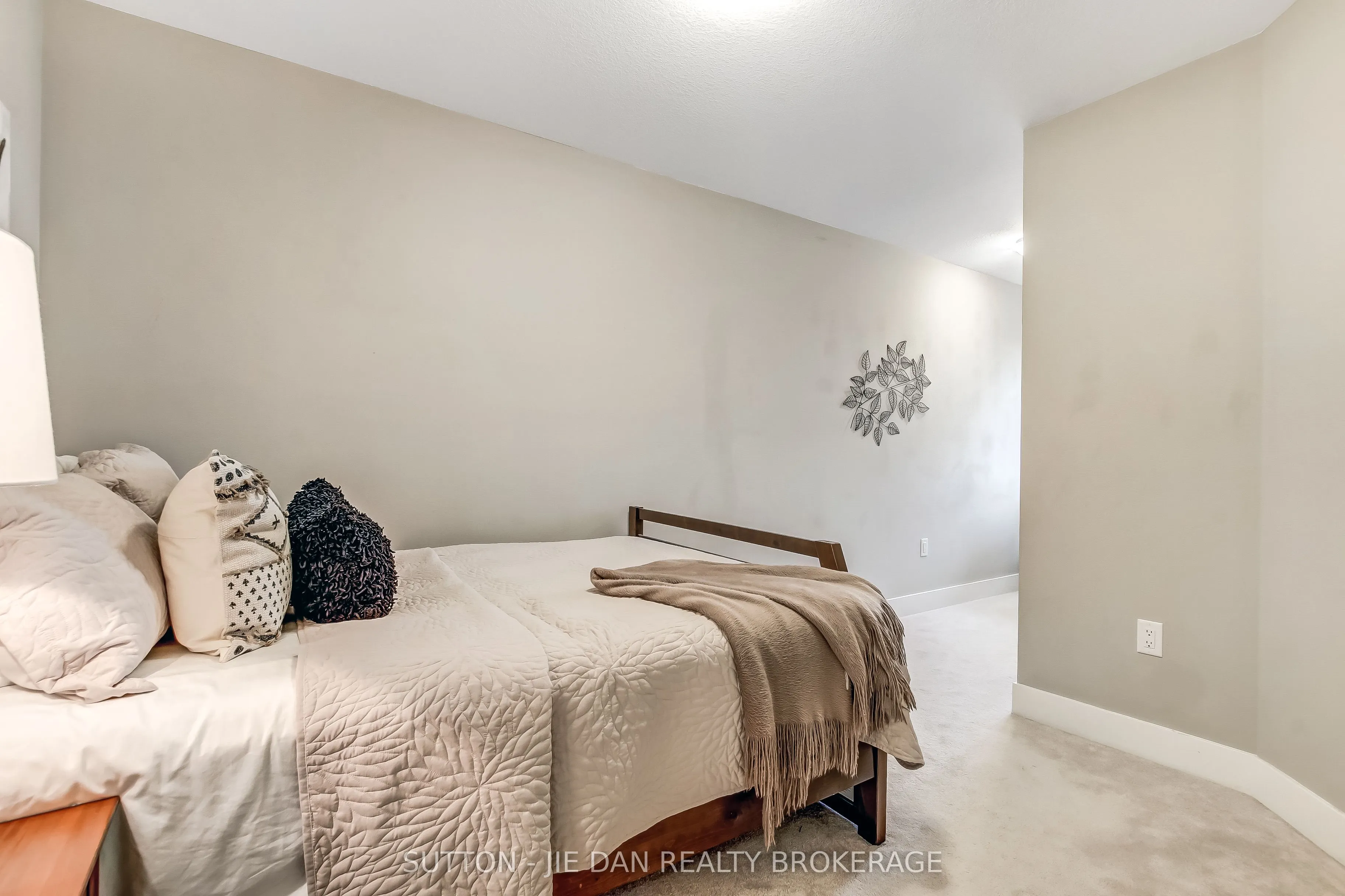 1960 Dalmagarry Road, #236