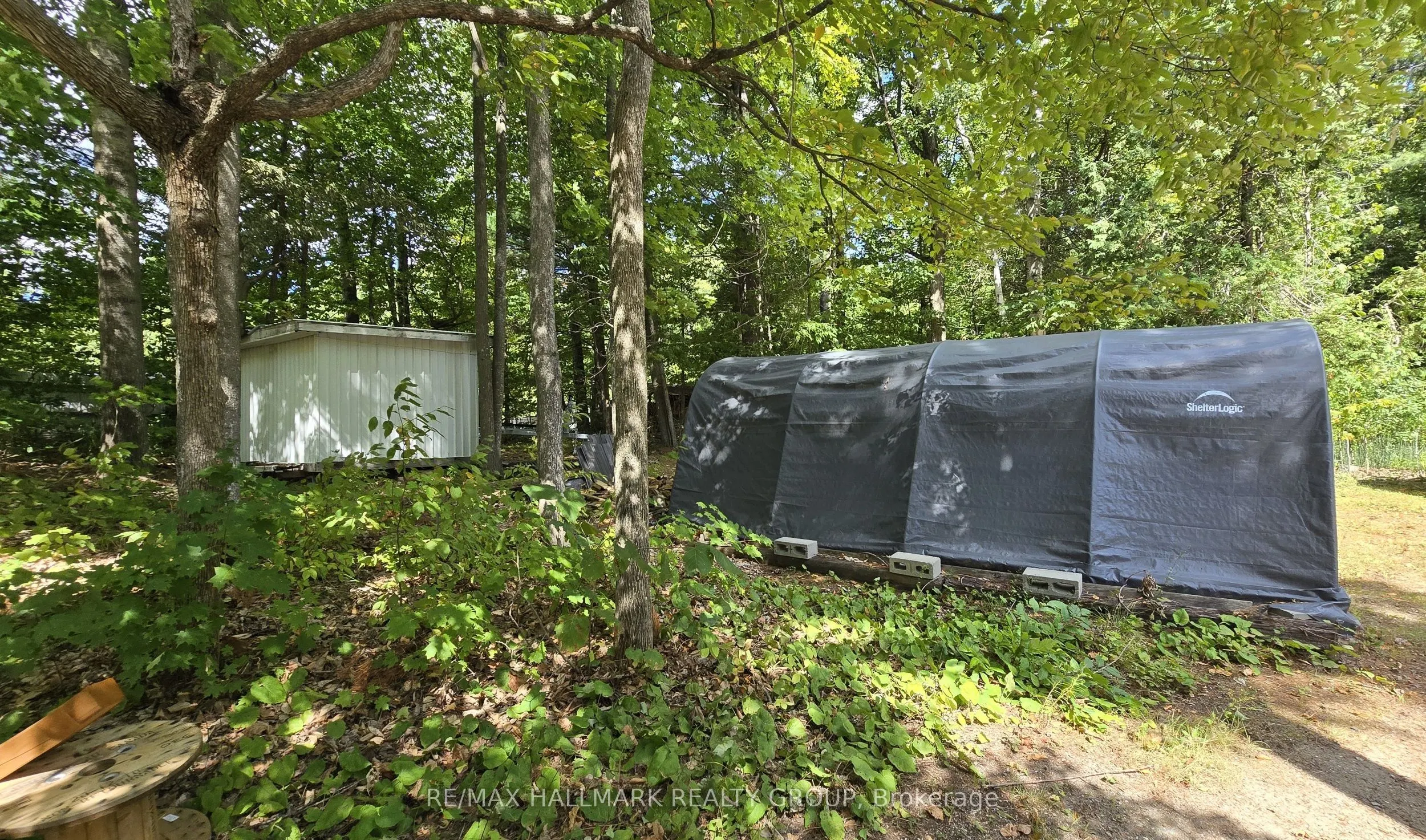 8A Barron Lane