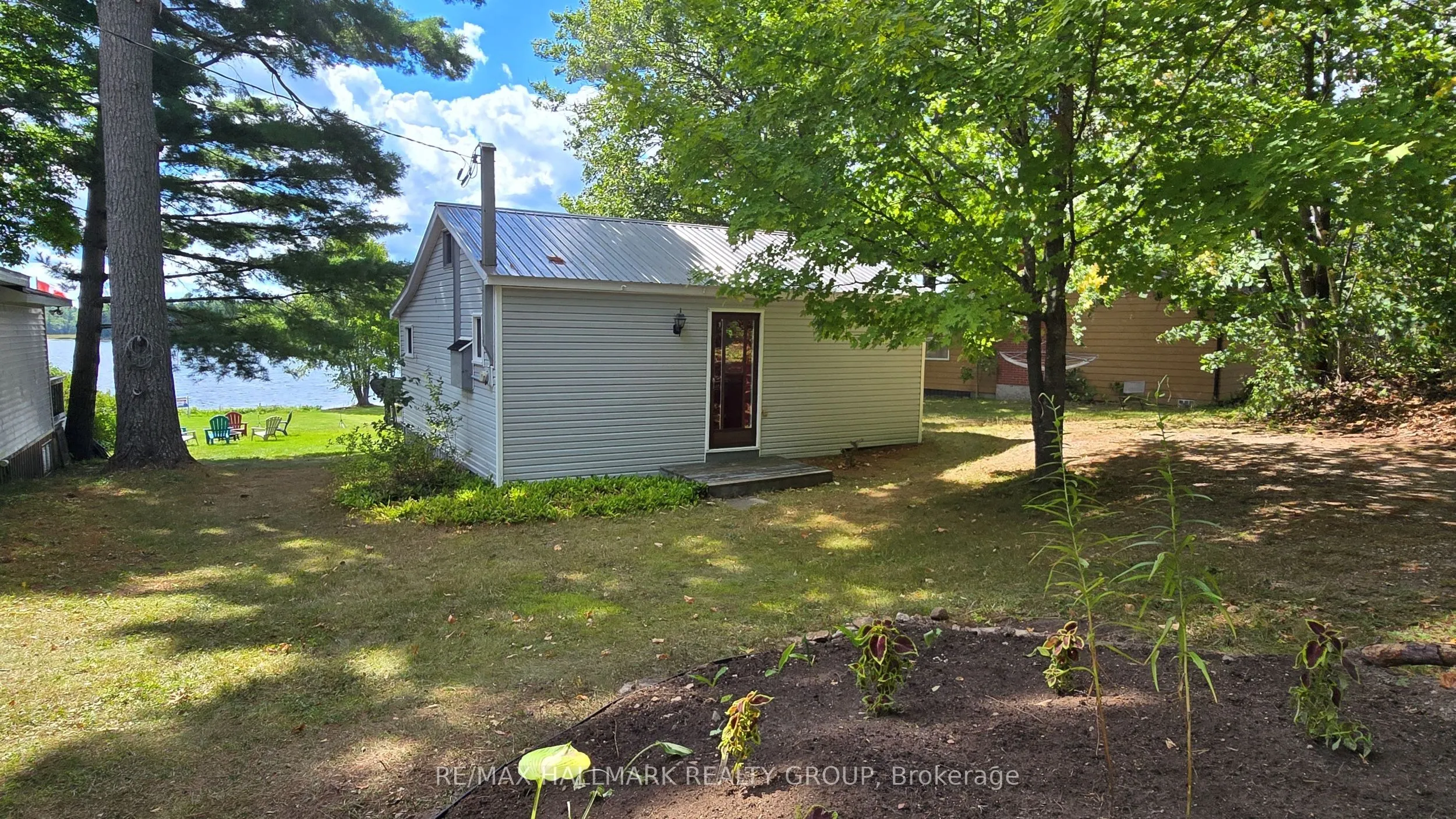8A Barron Lane