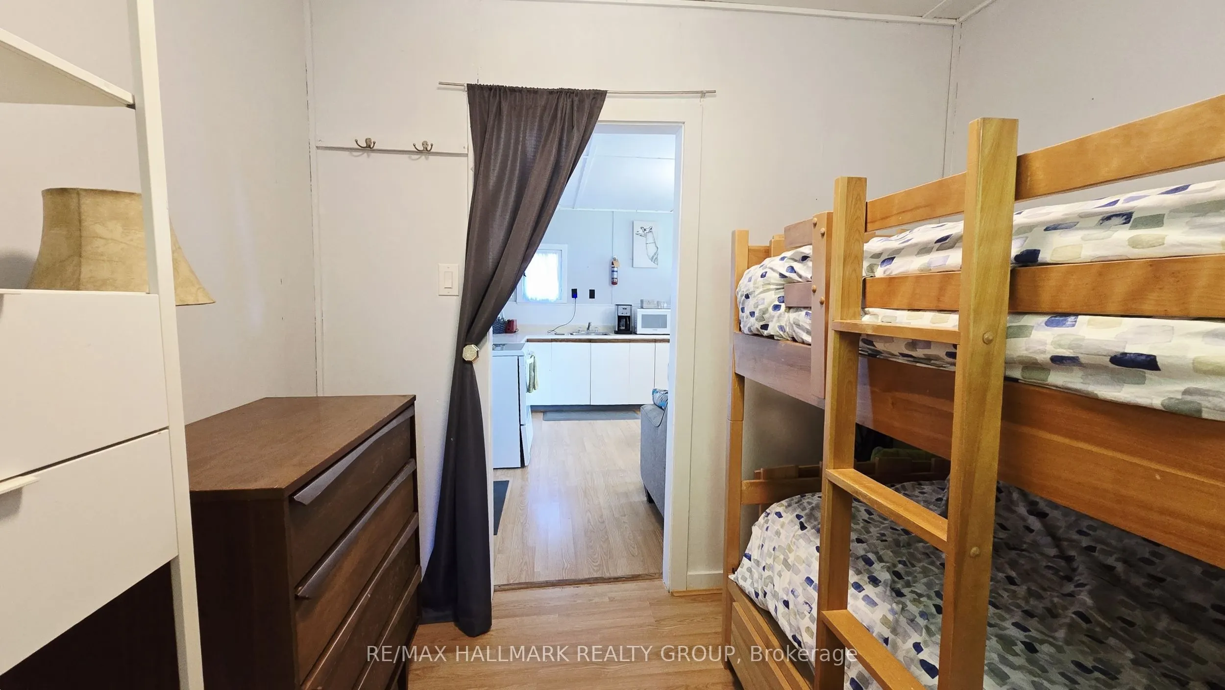 8A Barron Lane