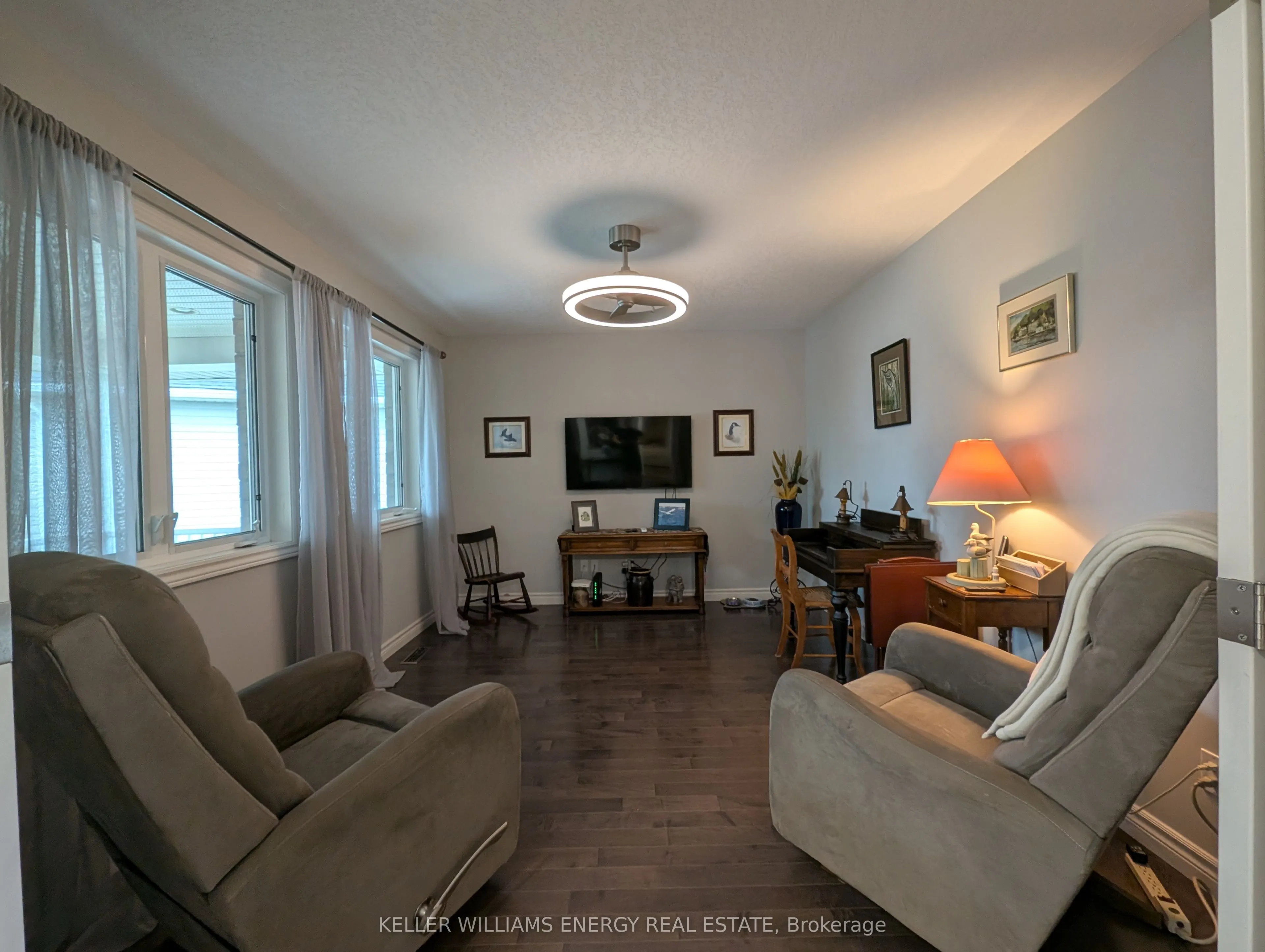 34 Mount Grove Crescent