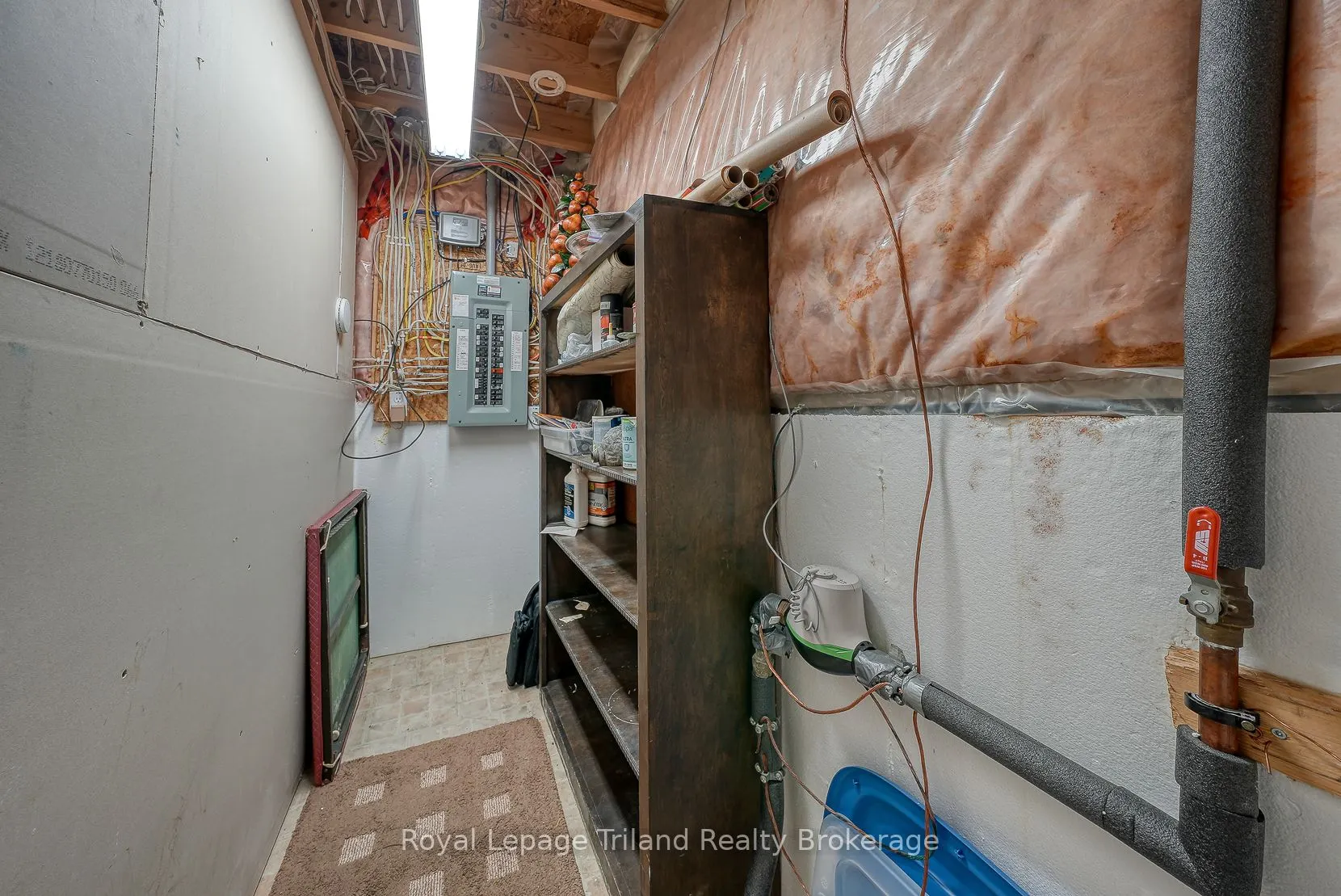 54 Garden Avenue, #1