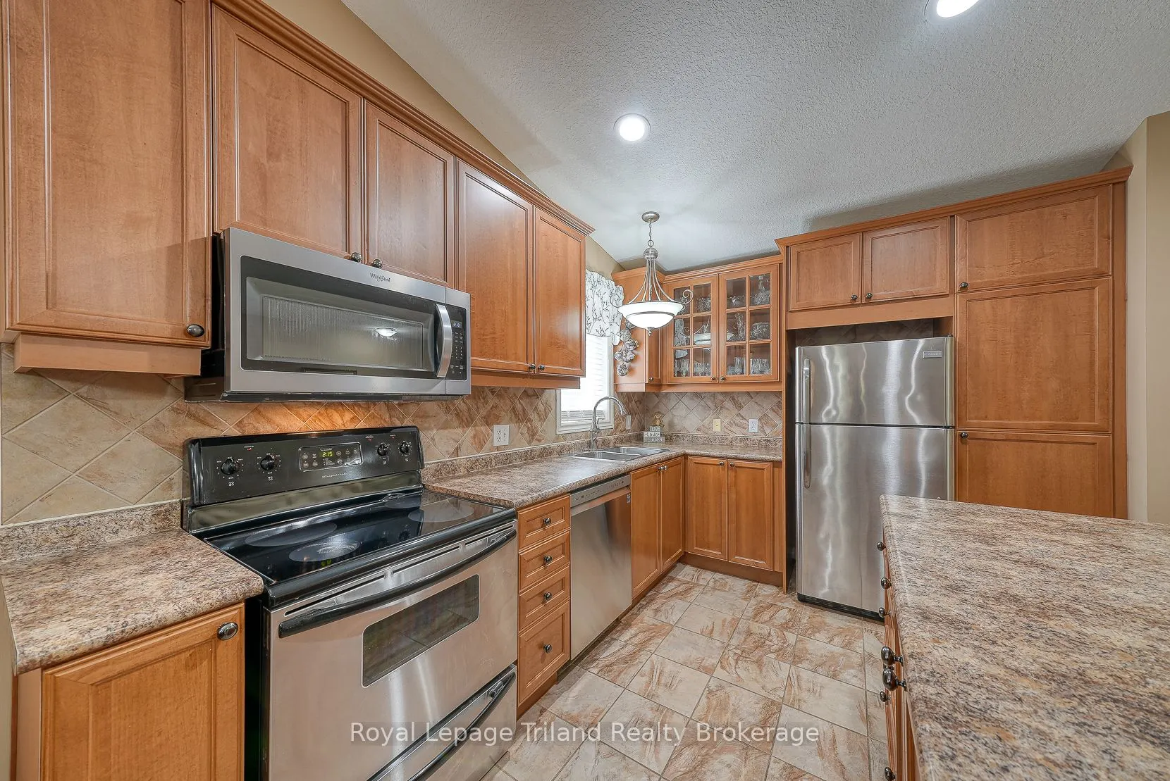 54 Garden Avenue, #1
