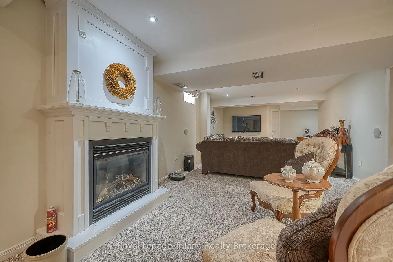 54 Garden Avenue, #1