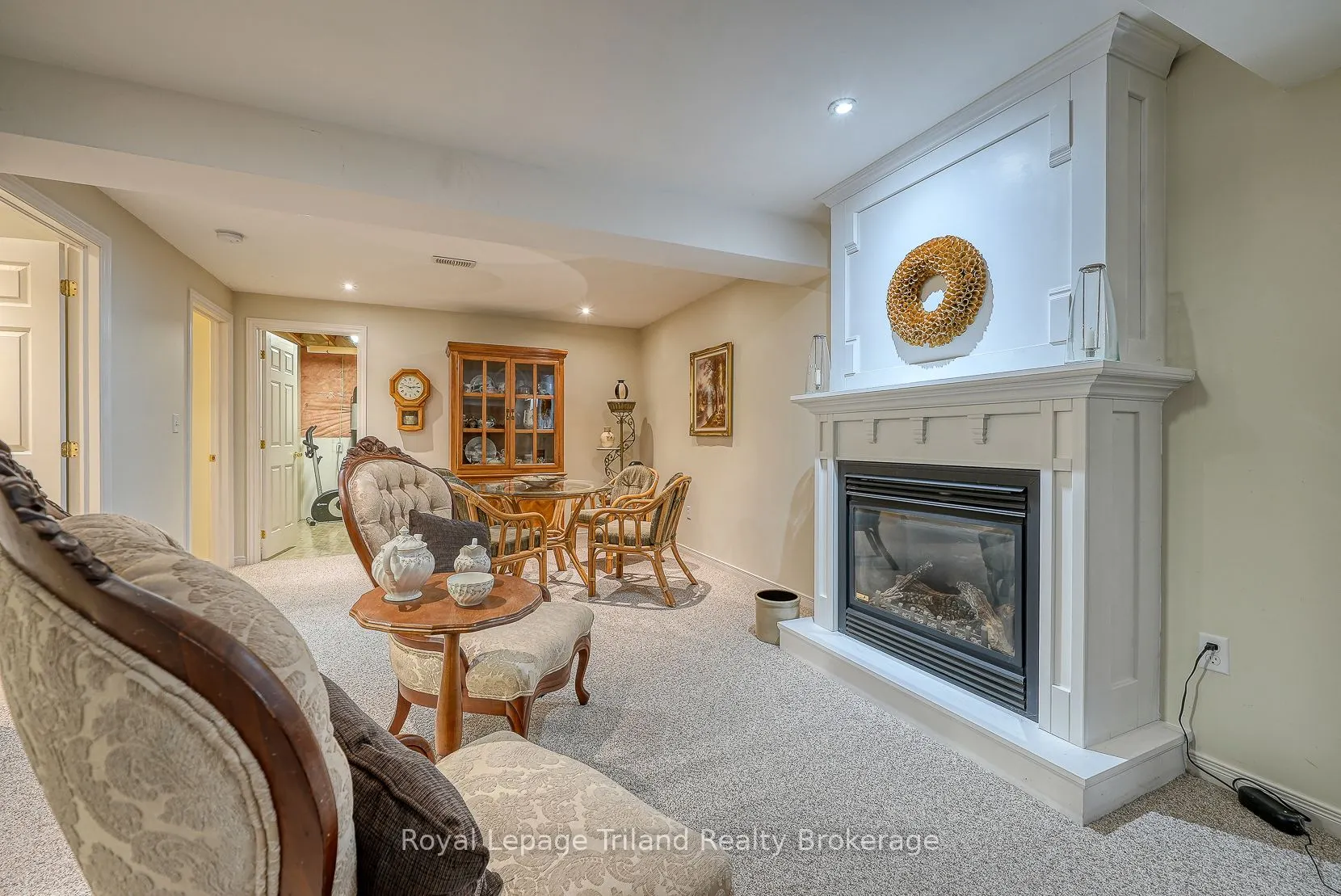 54 Garden Avenue, #1