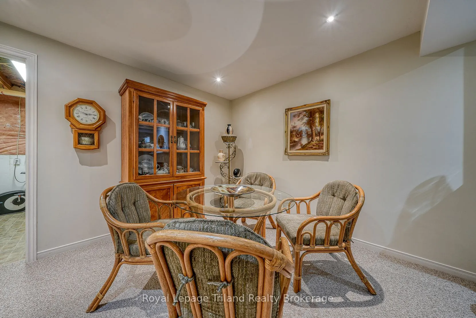 54 Garden Avenue, #1