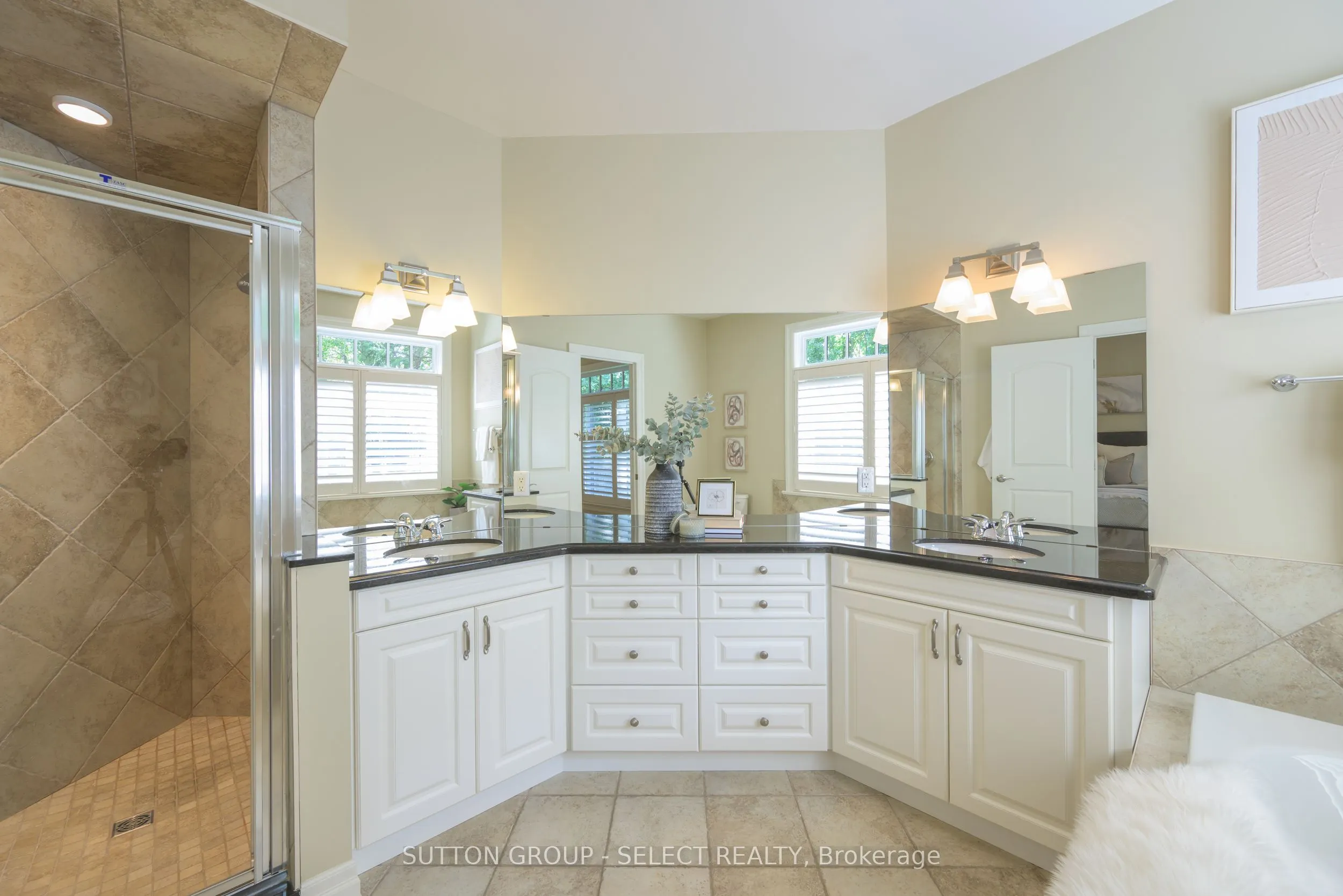 2014 Valleyrun Boulevard, #61