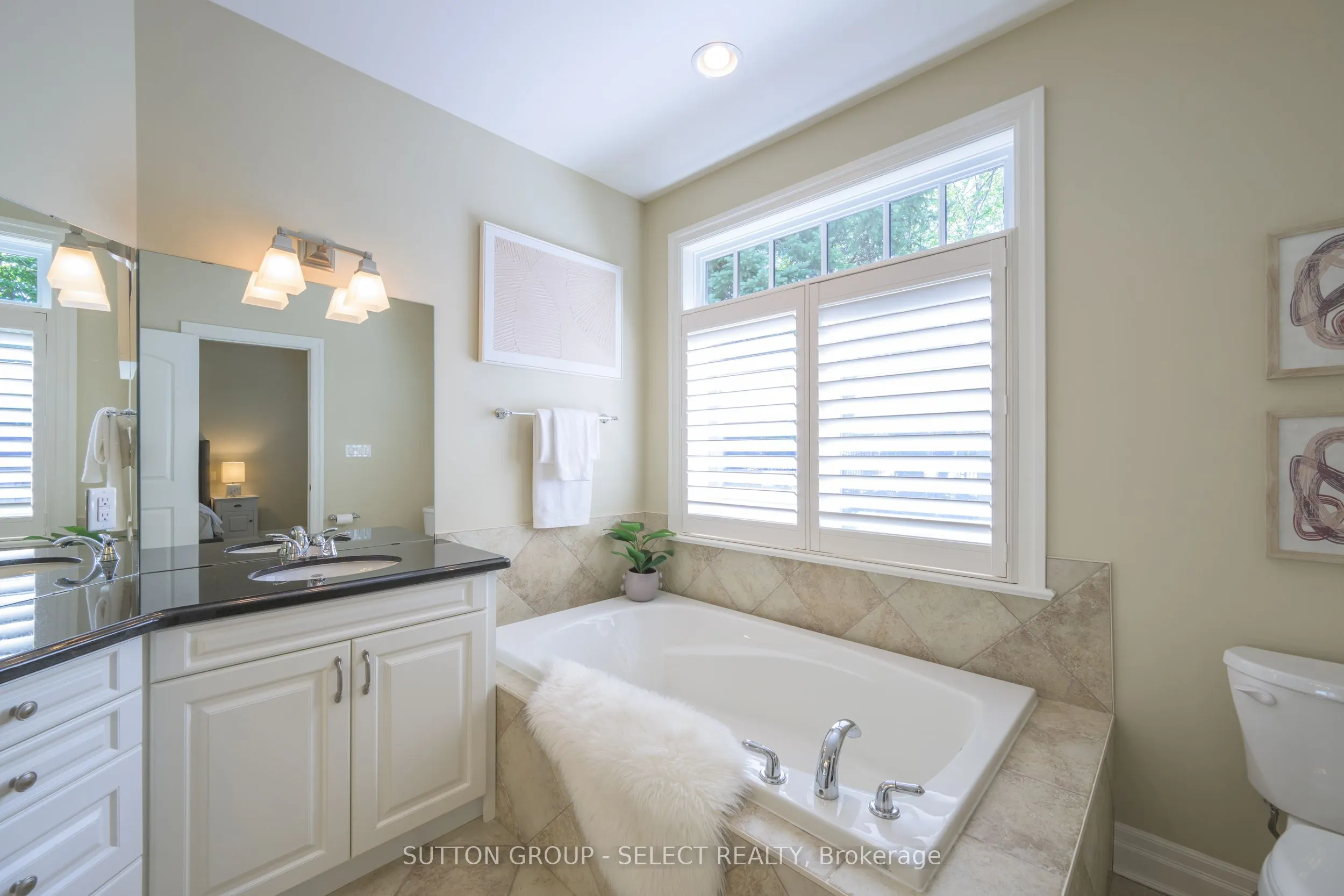 2014 Valleyrun Boulevard, #61