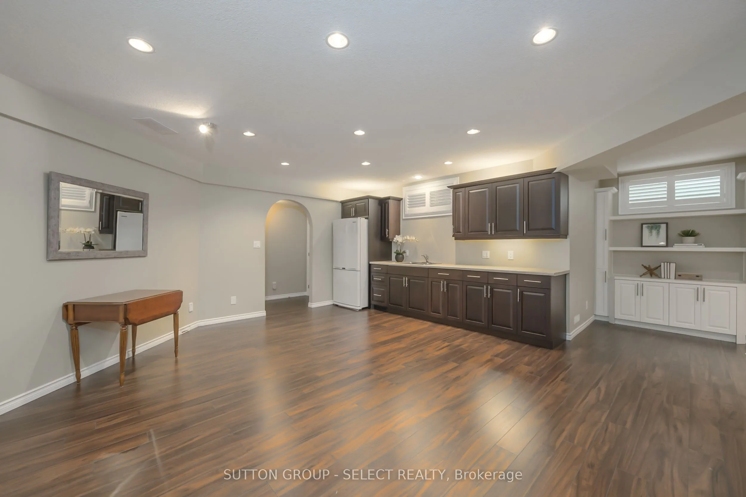 2014 Valleyrun Boulevard, #61