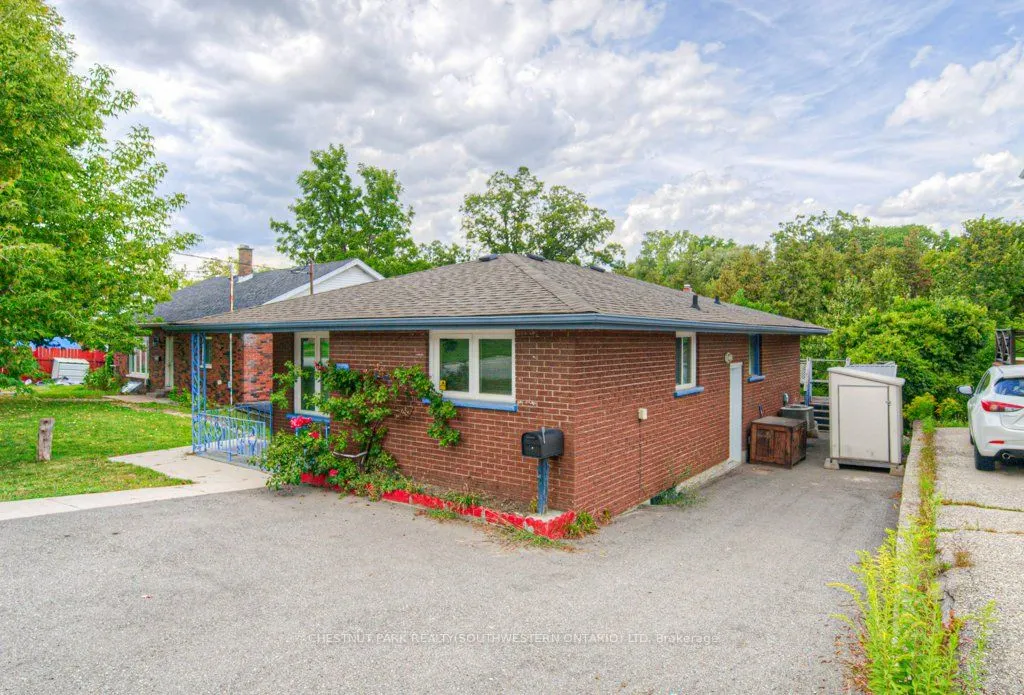 328 Clyde Road