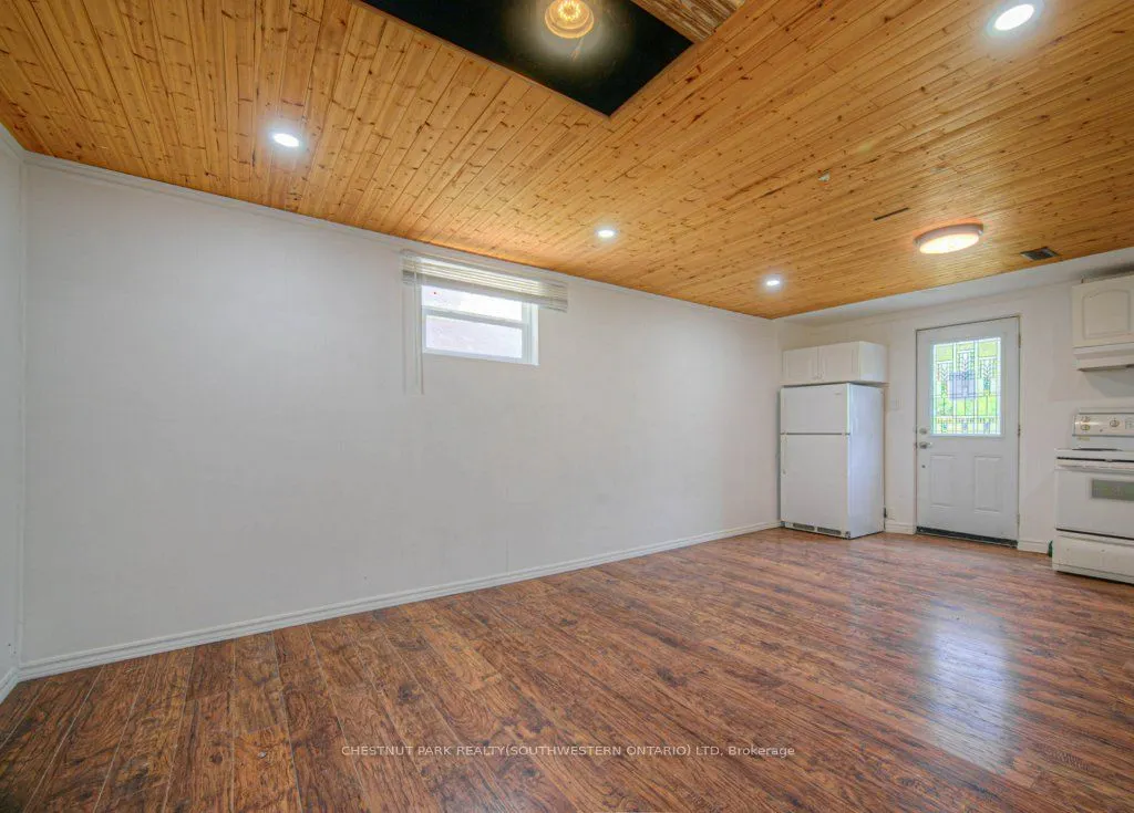 328 Clyde Road