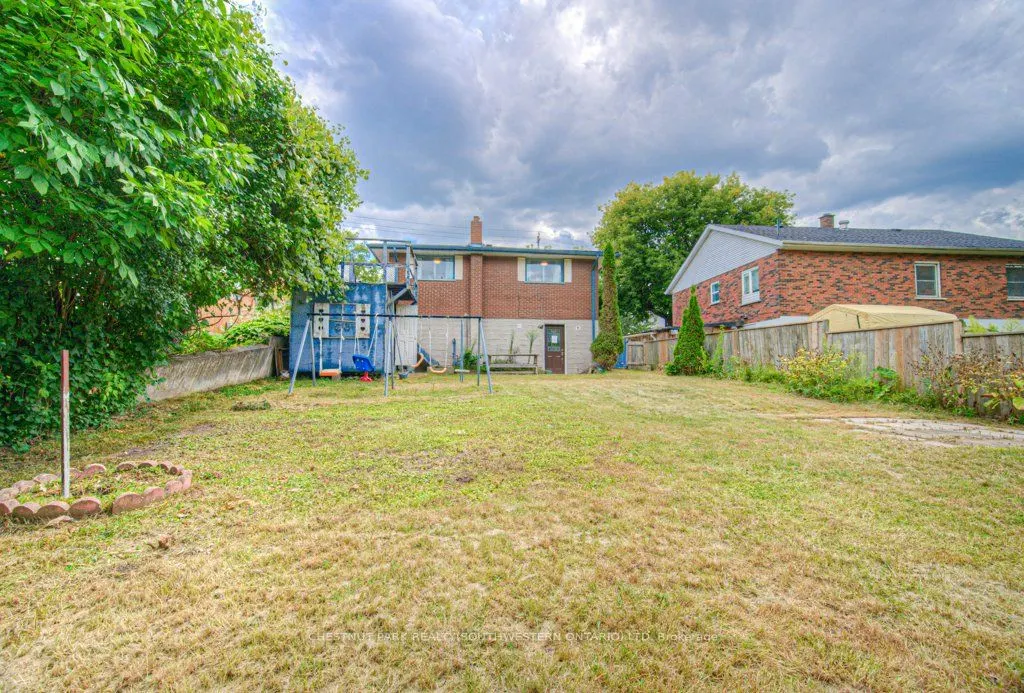 328 Clyde Road